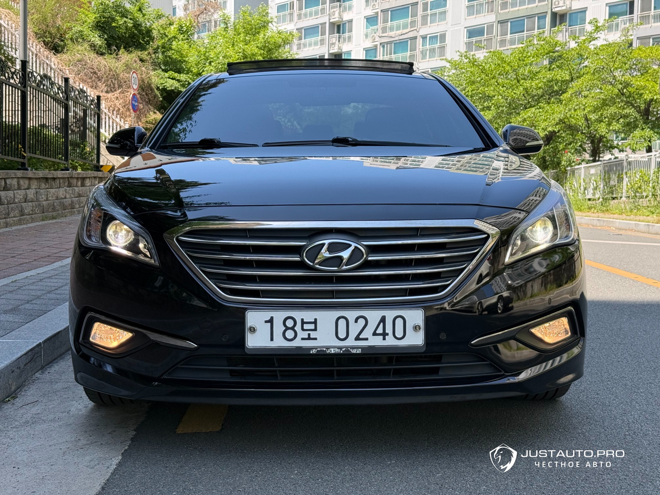 Автомобиль Hyundai Sonata