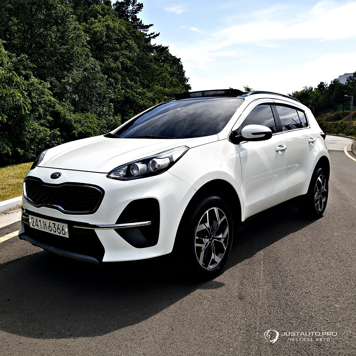 Автомобиль Kia Sportage