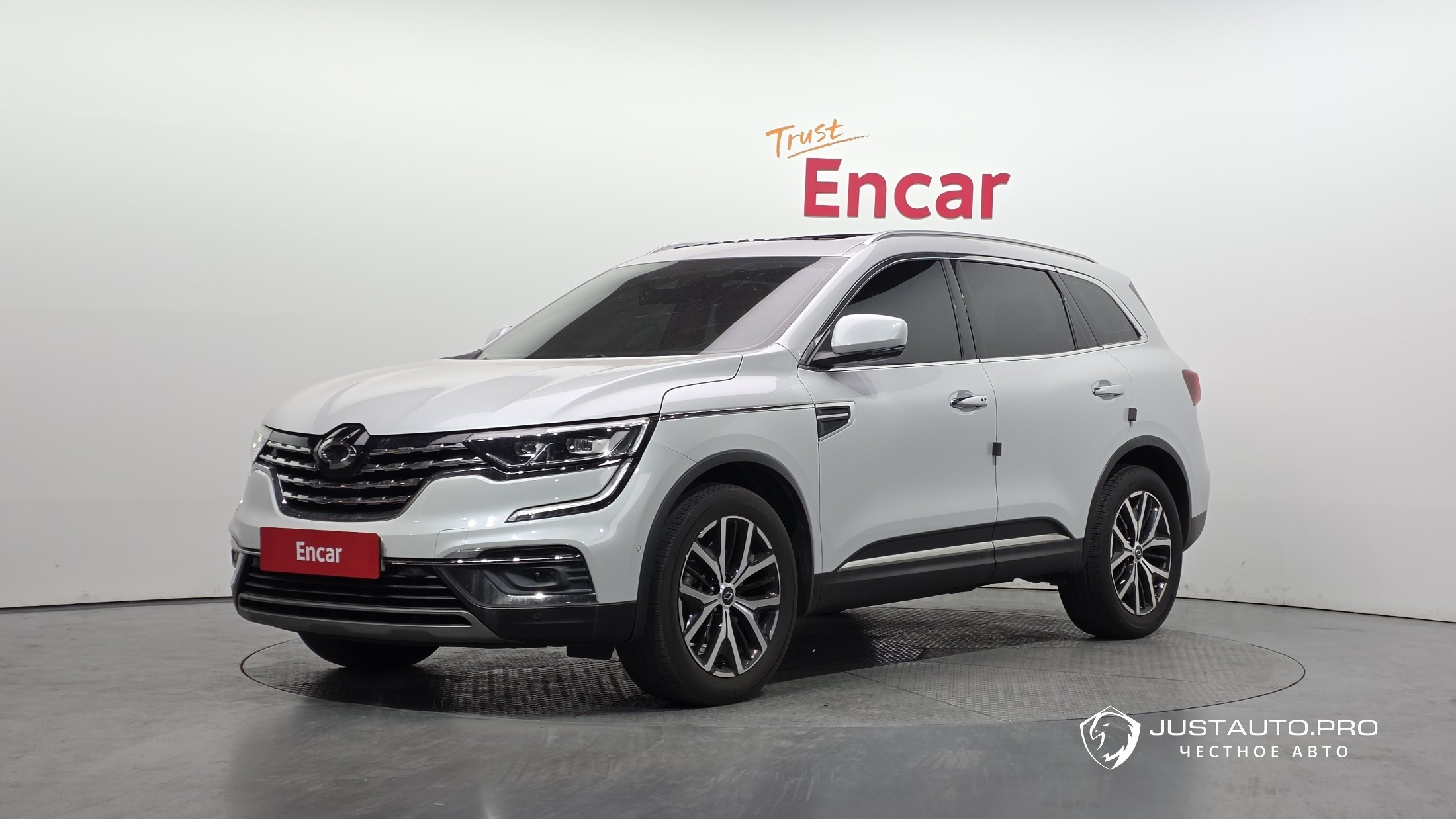 Автомобиль Renault-KoreaSamsung QM6