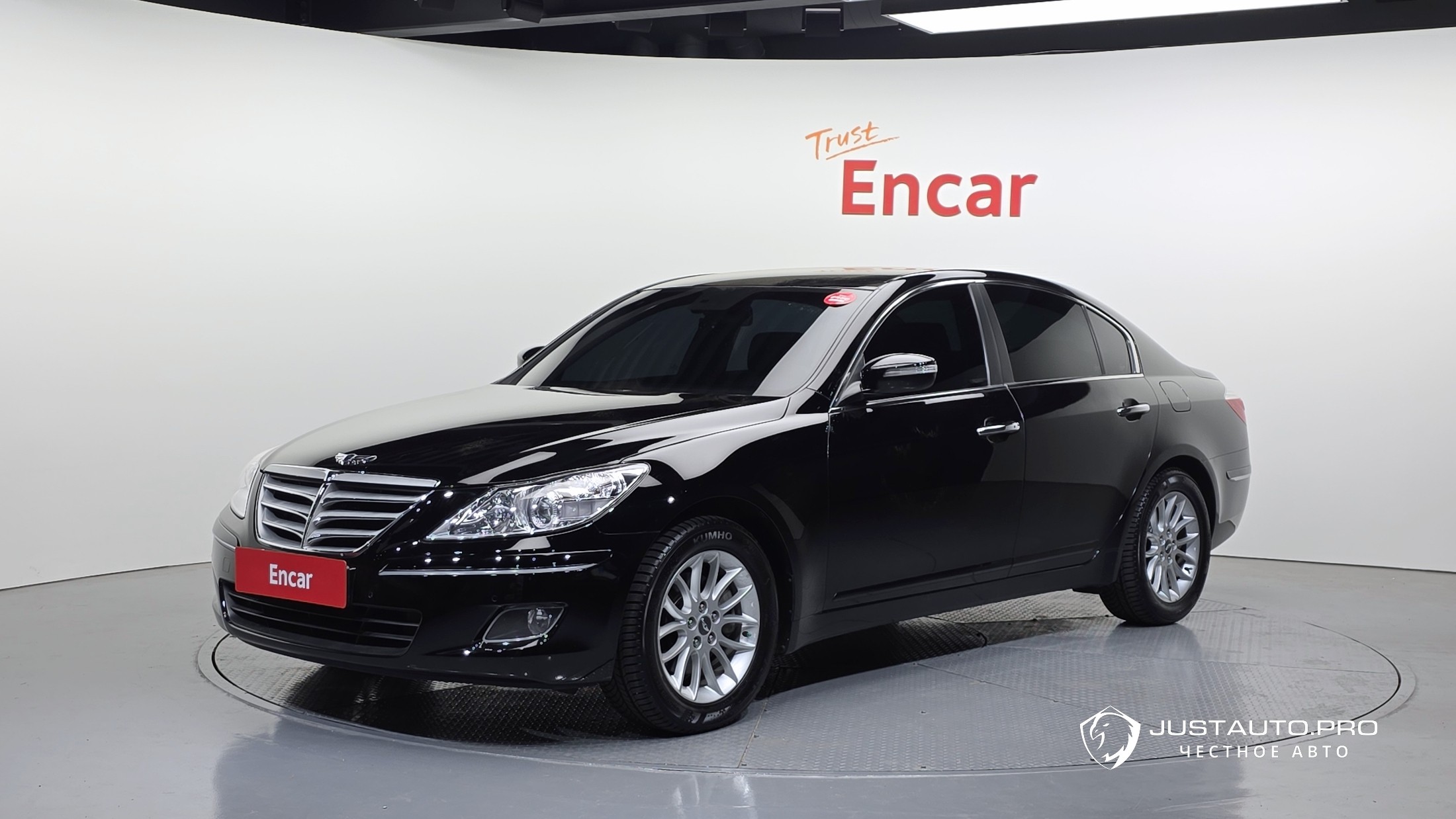 Автомобиль Hyundai Genesis
