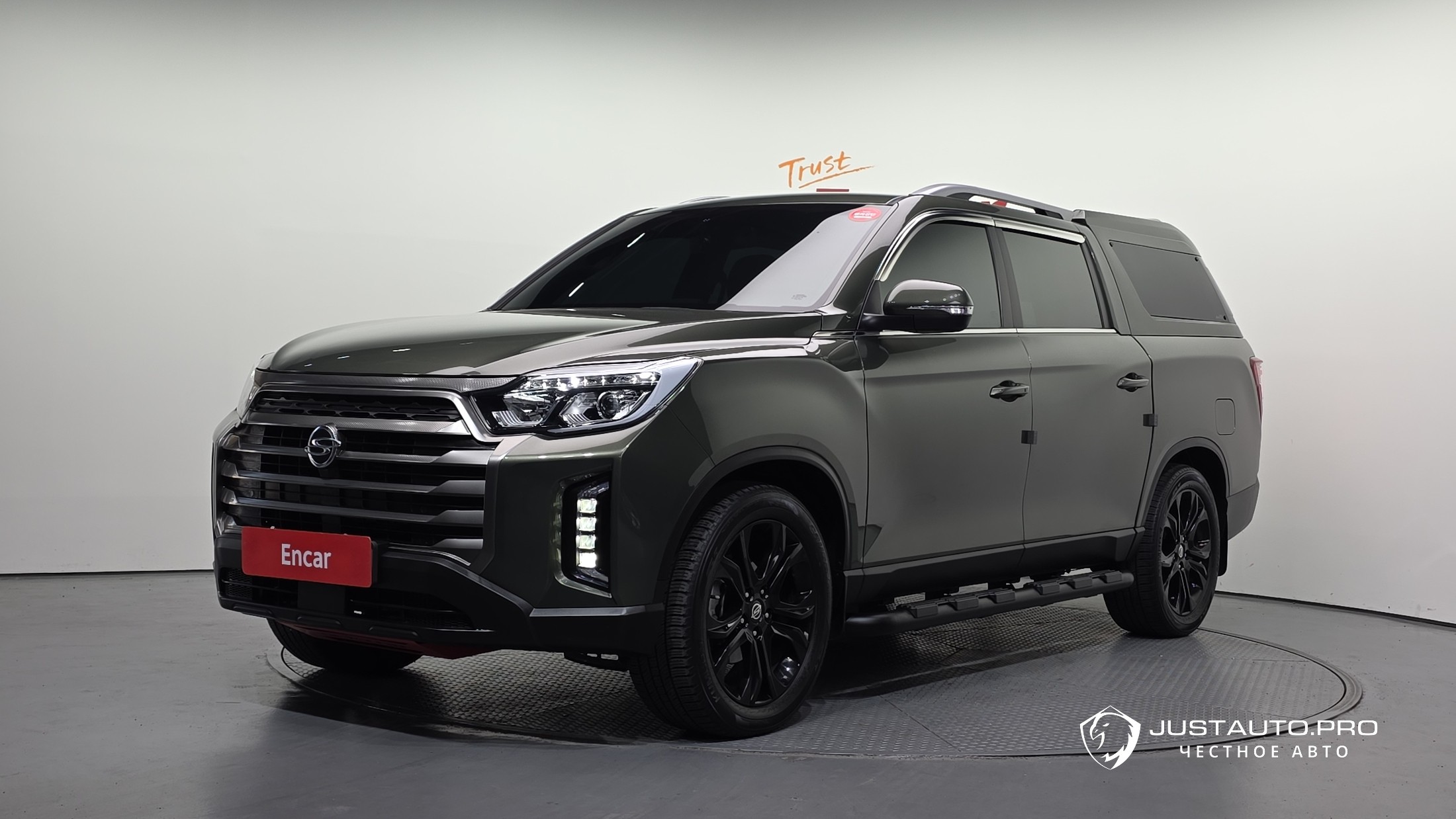 Автомобиль KG_Mobility_Ssangyong Rexton