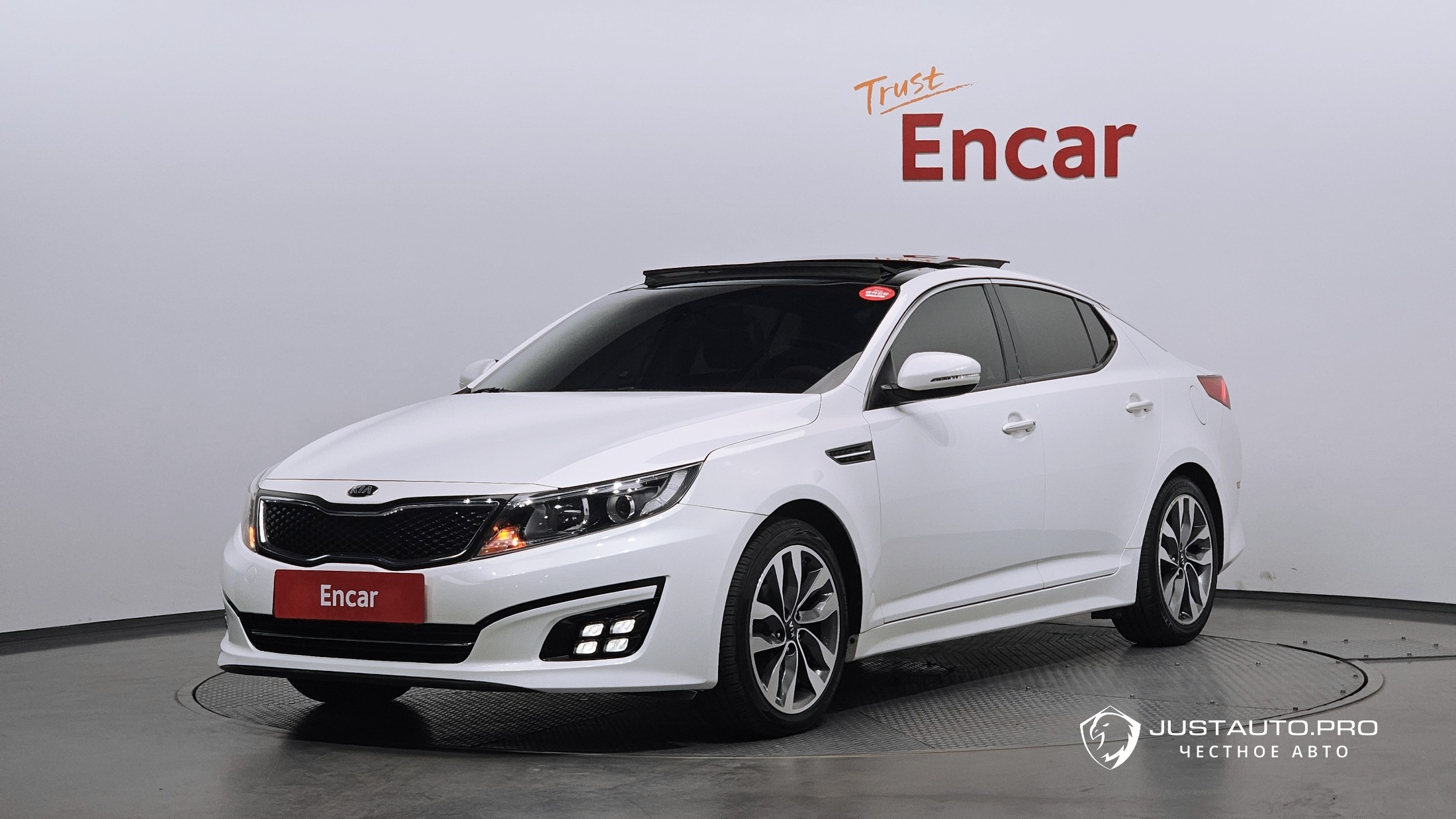 Автомобиль Kia K5