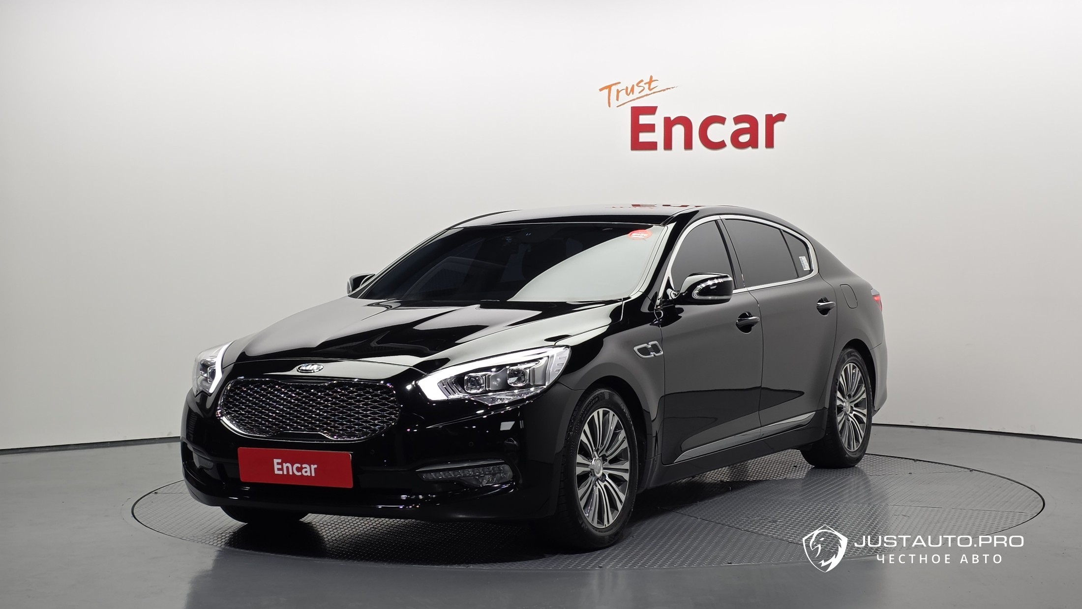 Автомобиль Kia K9