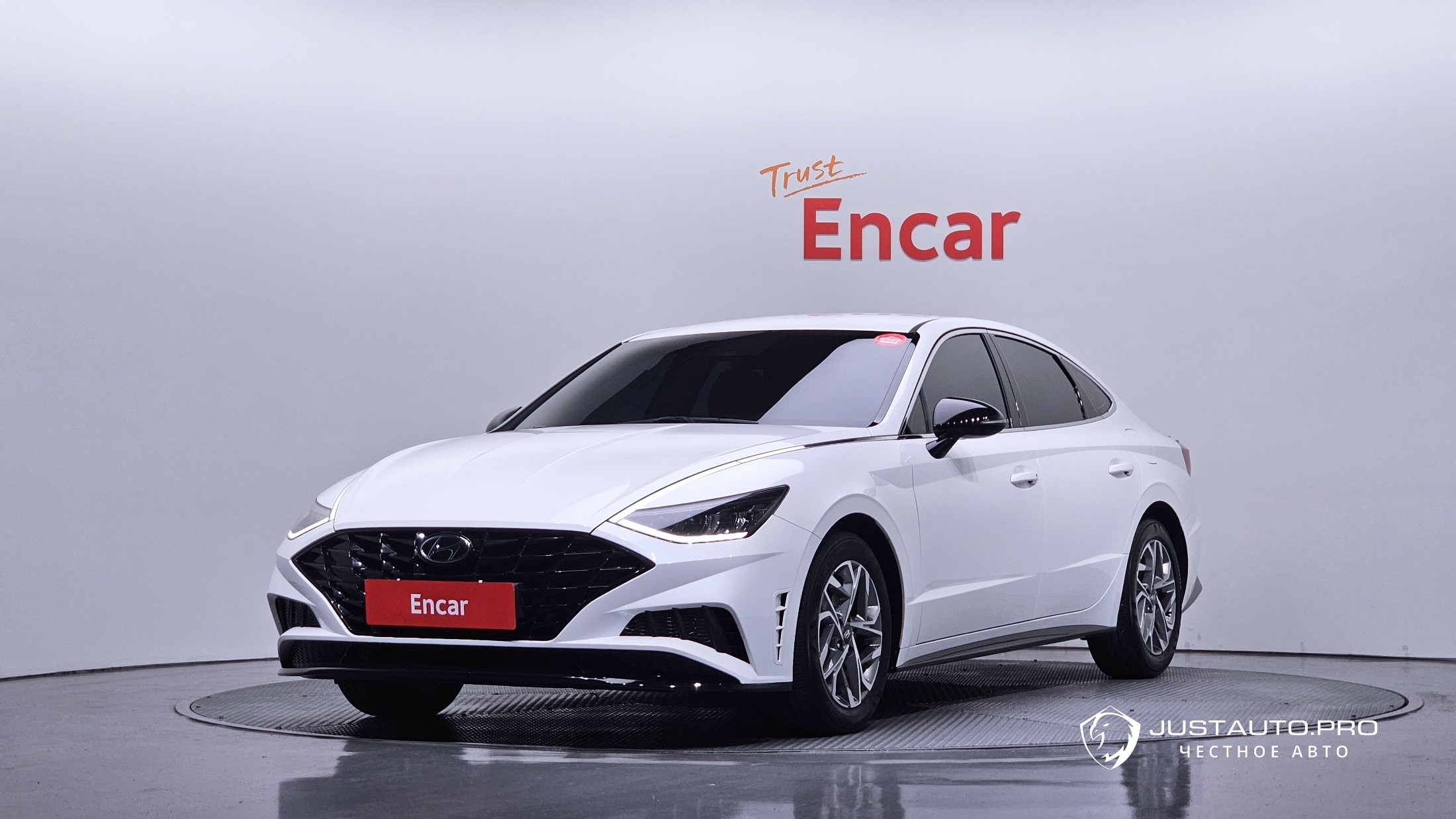 Автомобиль Hyundai Sonata