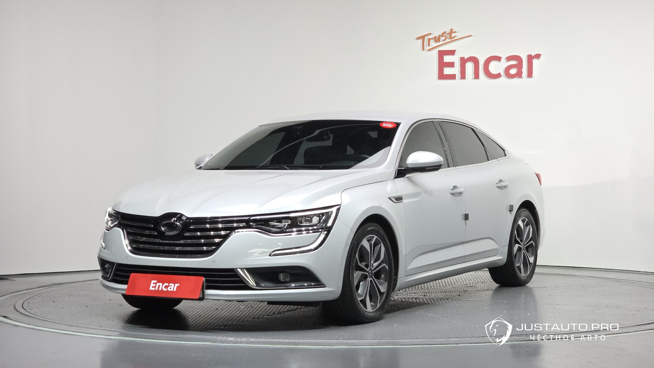 Автомобиль Renault-KoreaSamsung SM6