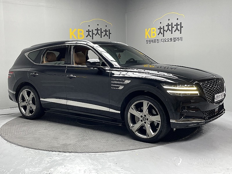 Автомобиль Genesis GV80