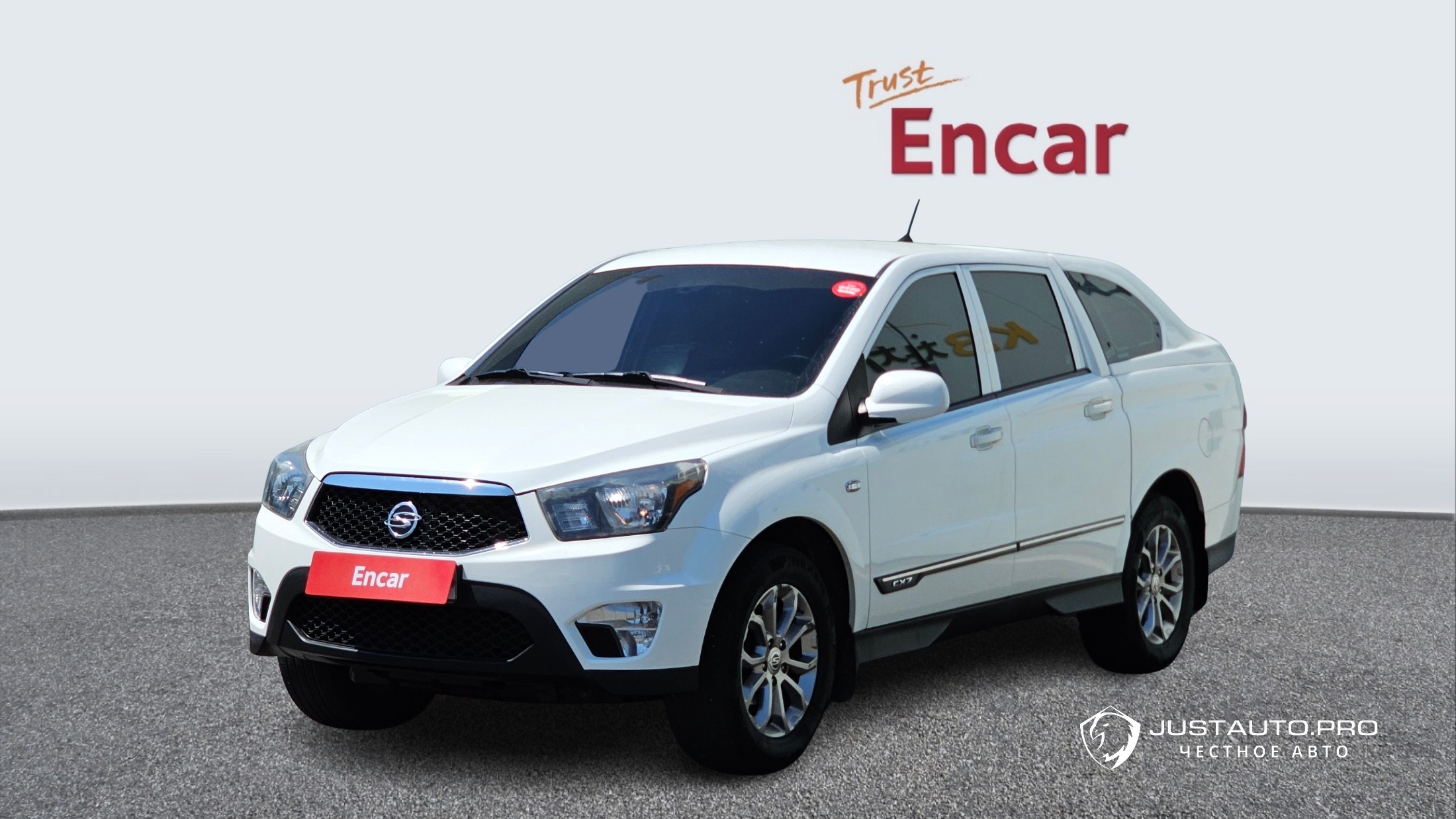 Автомобиль KG_Mobility_Ssangyong KORANDO