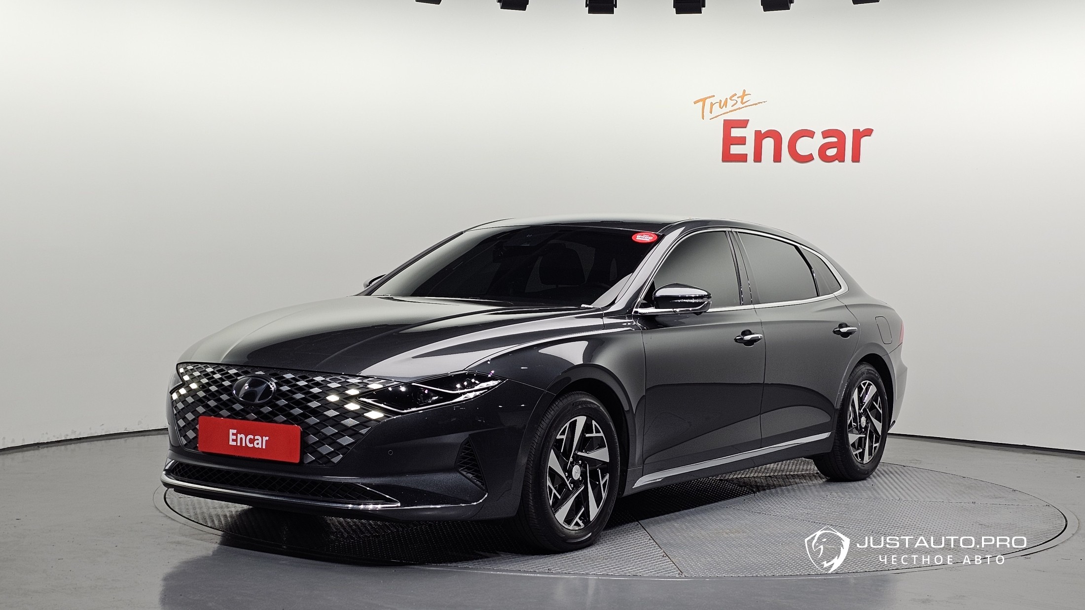 Автомобиль Hyundai Grandeur