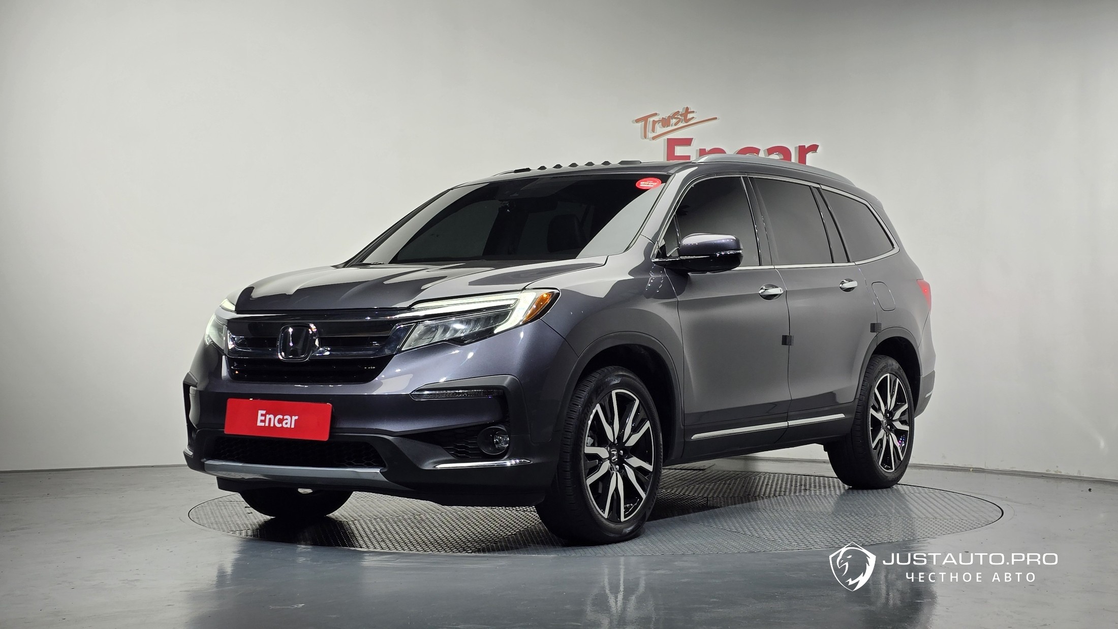 Автомобиль Honda Pilot