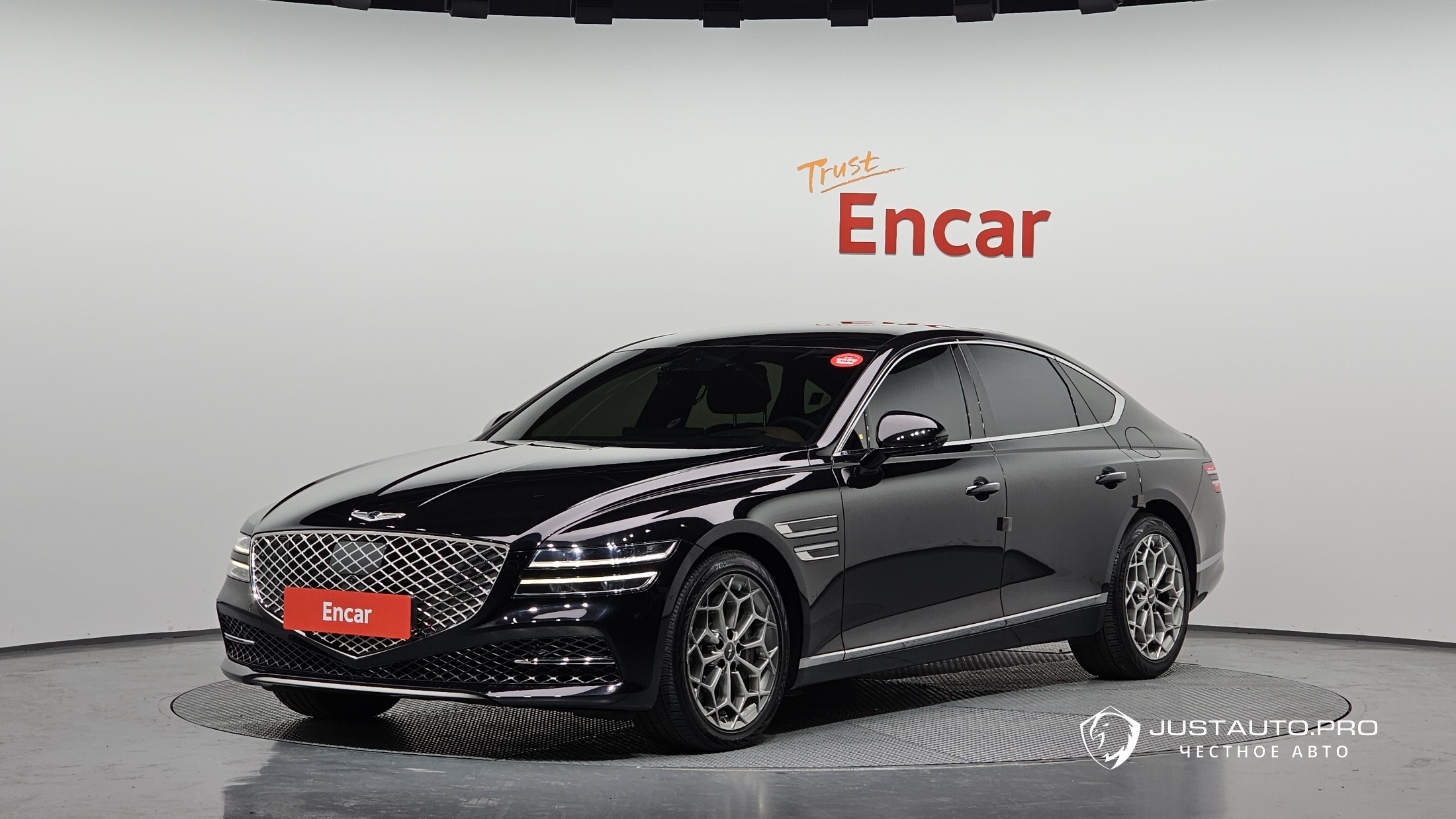 Автомобиль Genesis G80