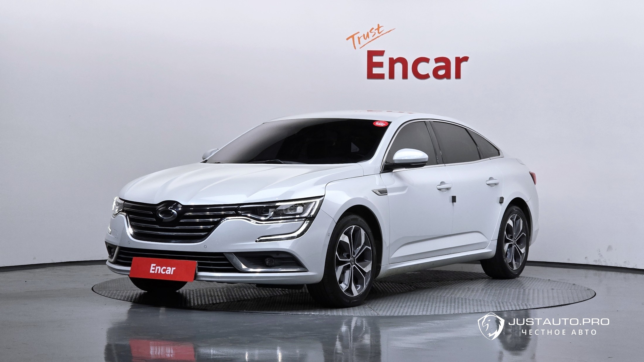 Автомобиль Renault-KoreaSamsung SM6