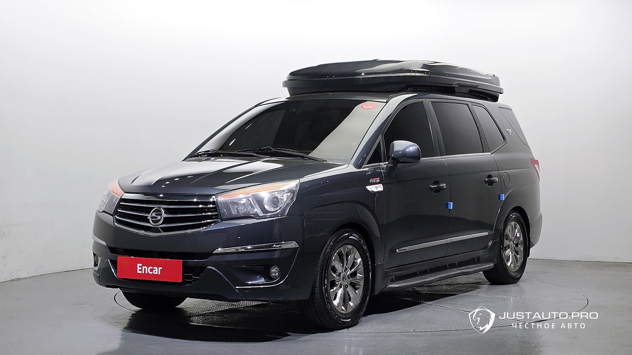 Автомобиль KG_Mobility_Ssangyong KORANDO