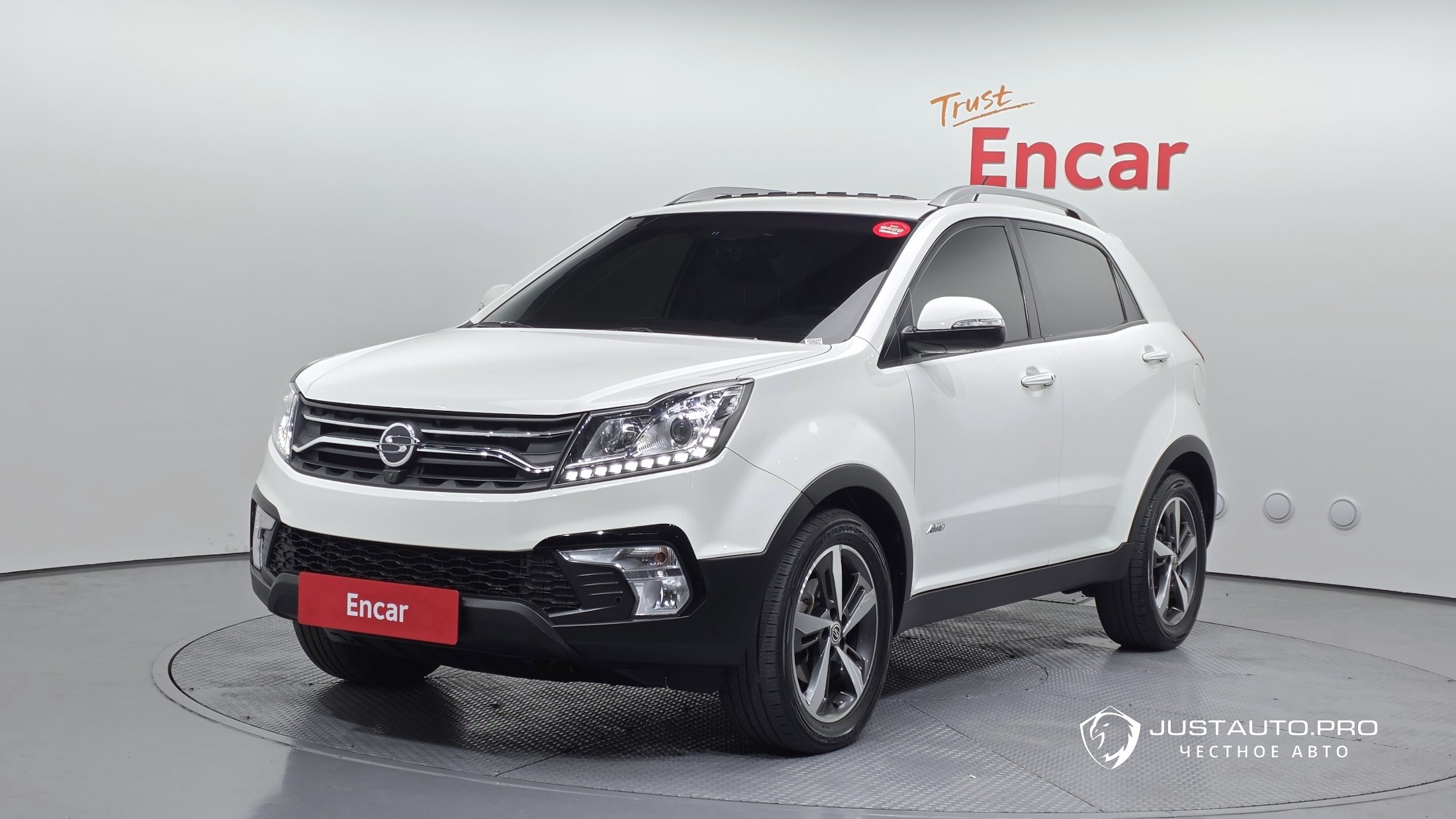 Автомобиль KG_Mobility_Ssangyong KORANDO