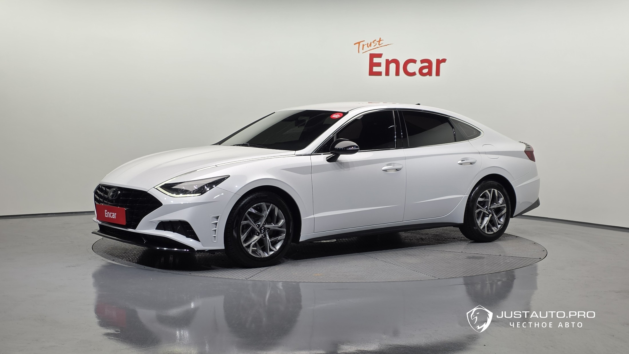 Автомобиль Hyundai Sonata