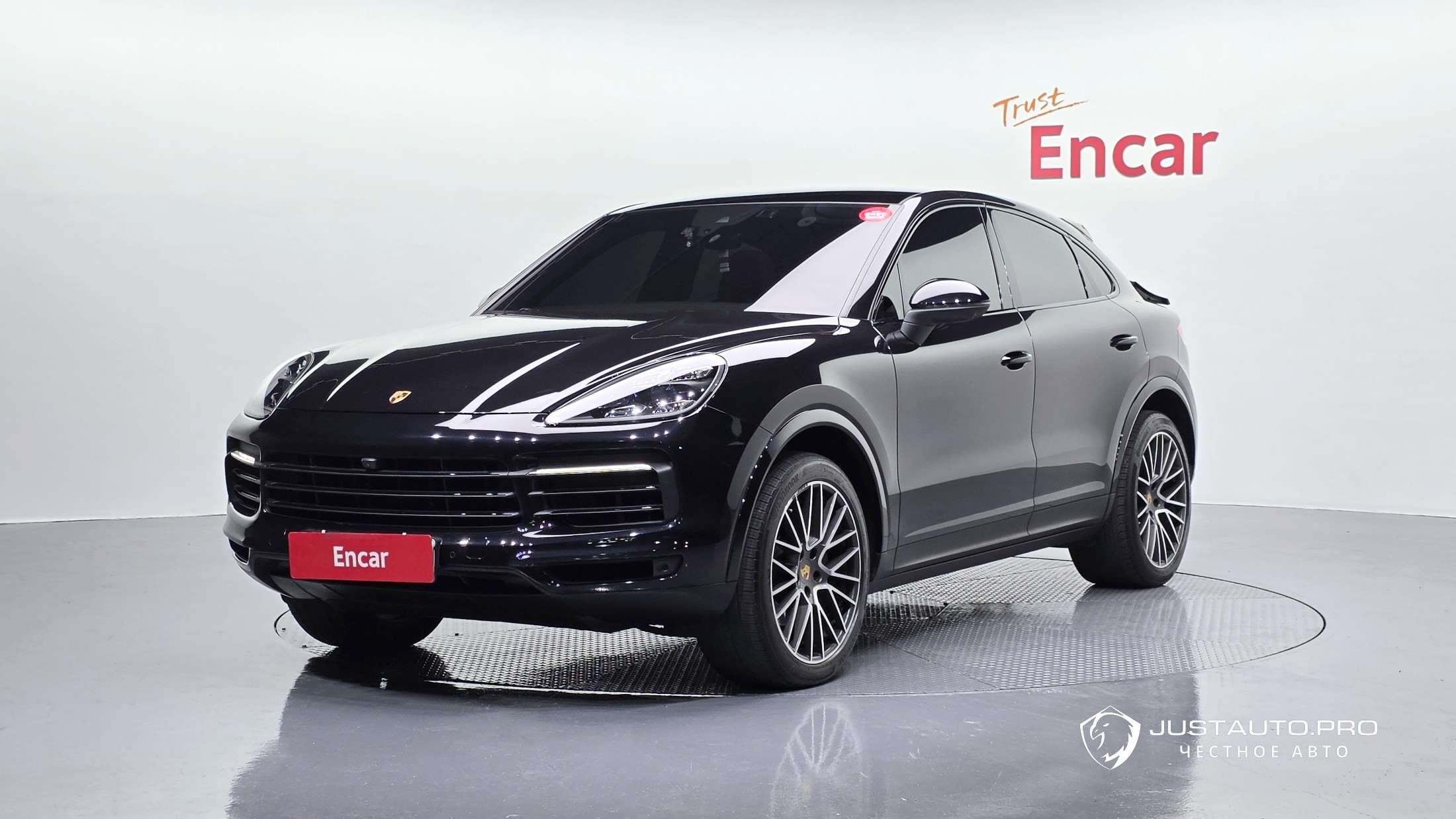 Автомобиль Porsche Cayenne