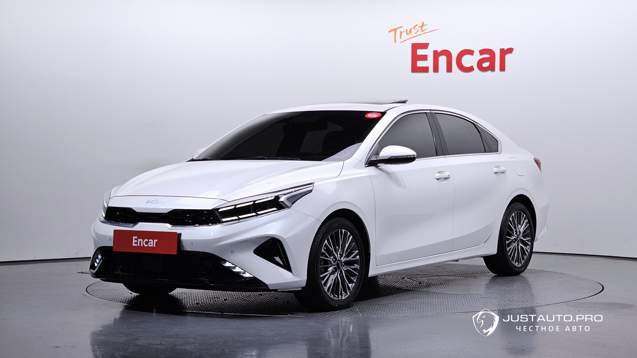 Автомобиль Kia K3