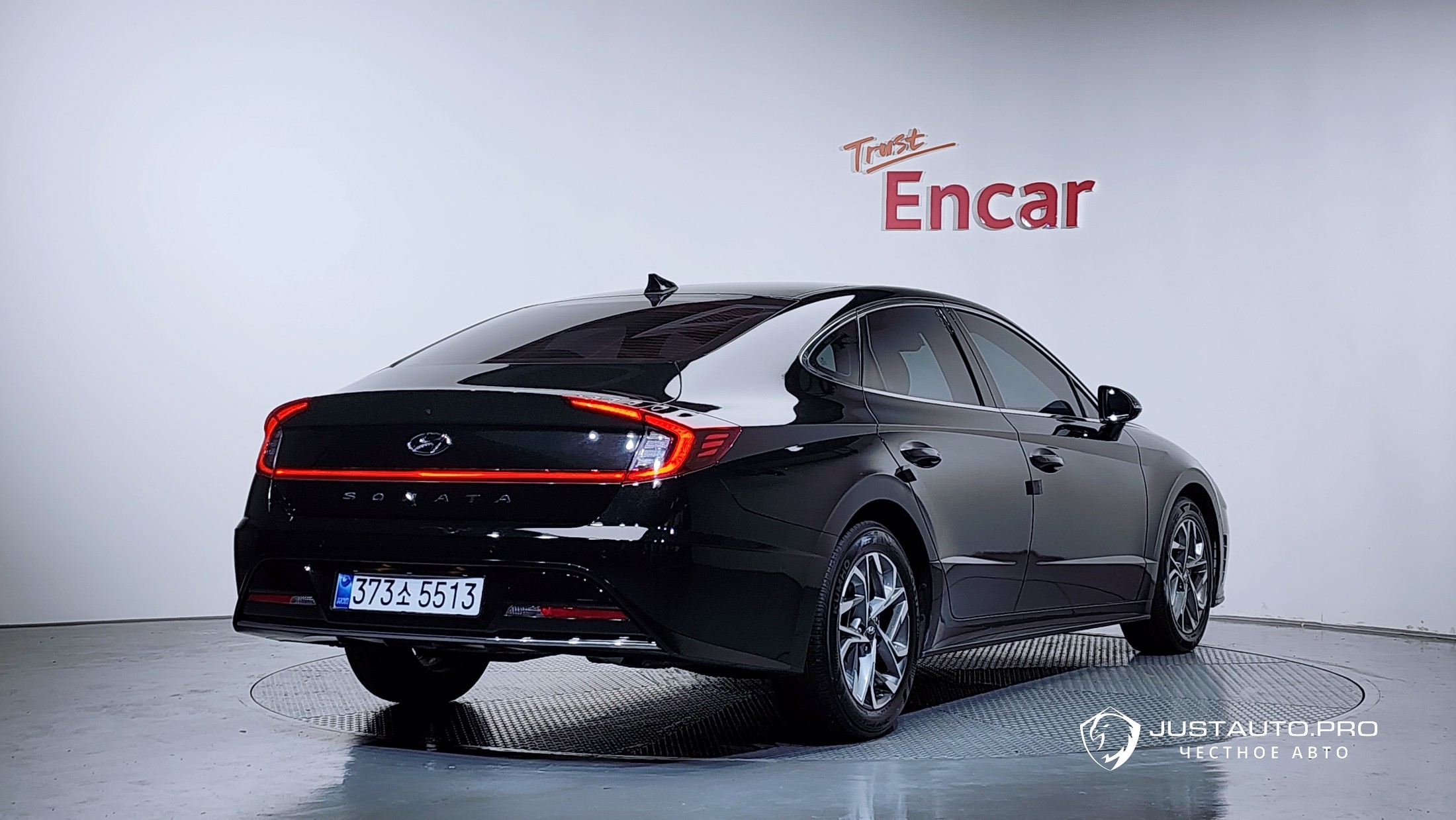 Автомобиль Hyundai Sonata