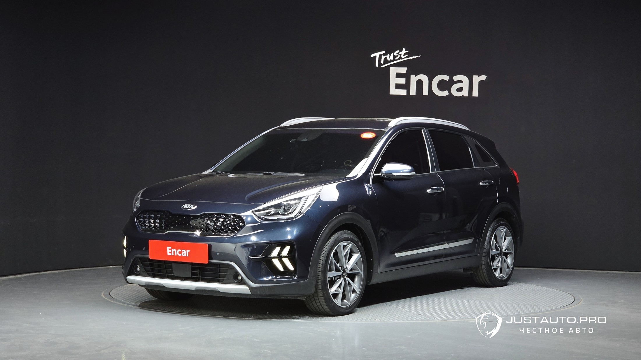 Автомобиль Kia Niro