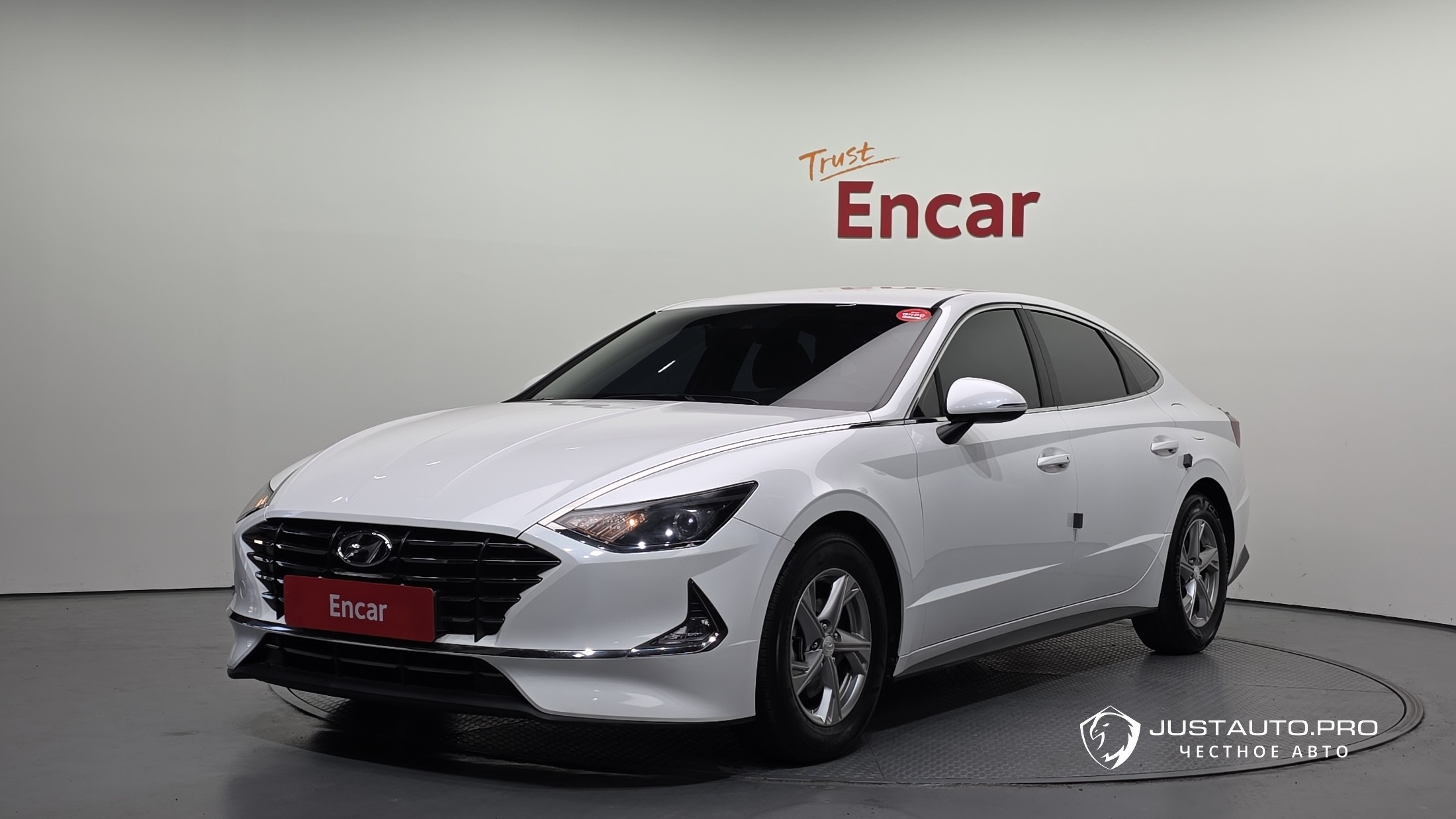 Автомобиль Hyundai Sonata