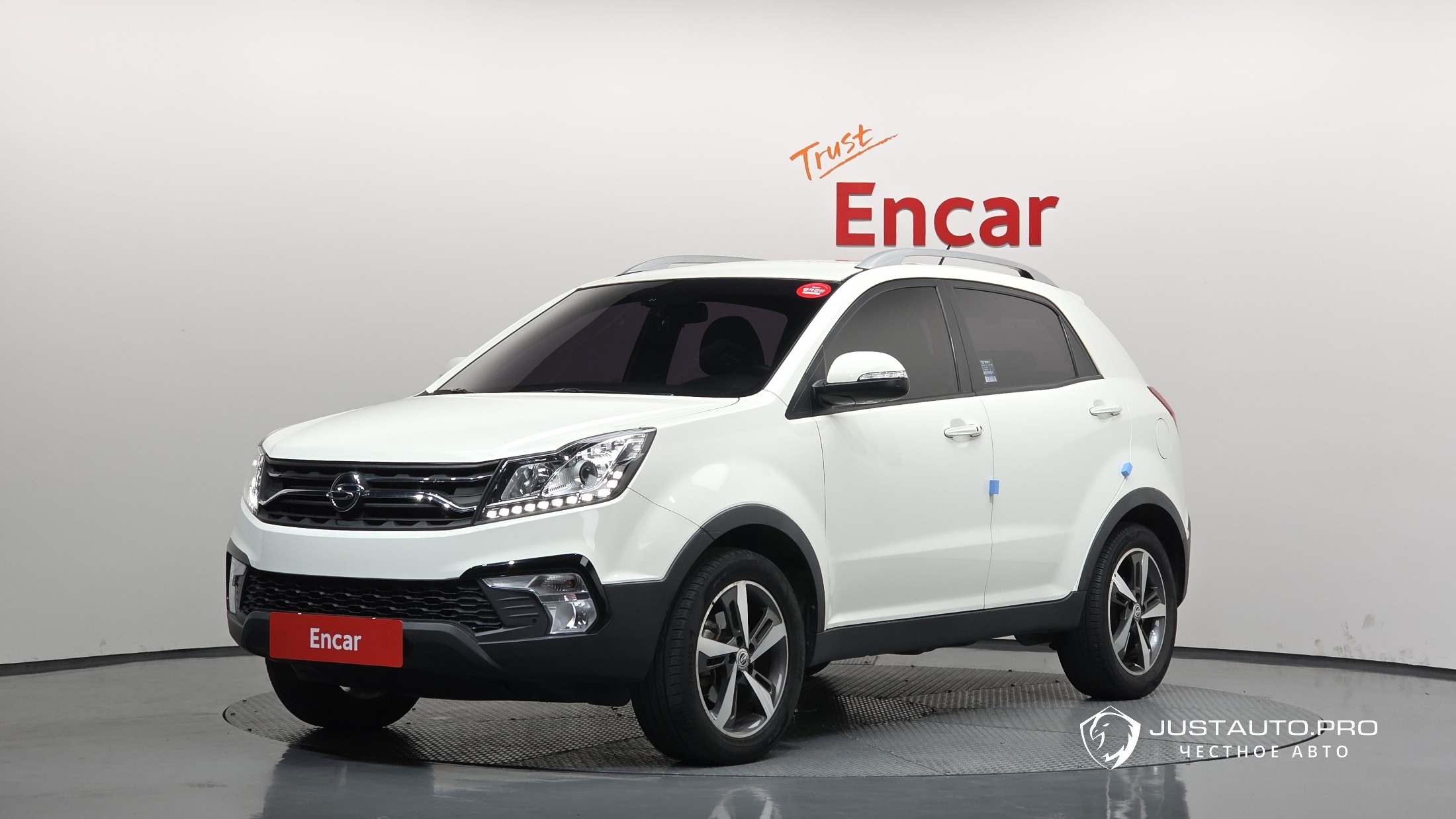 Автомобиль KG_Mobility_Ssangyong KORANDO