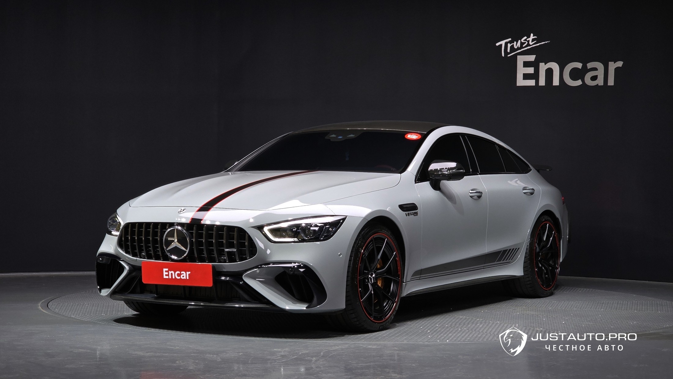 Автомобиль Mercedes-Benz AMG GT