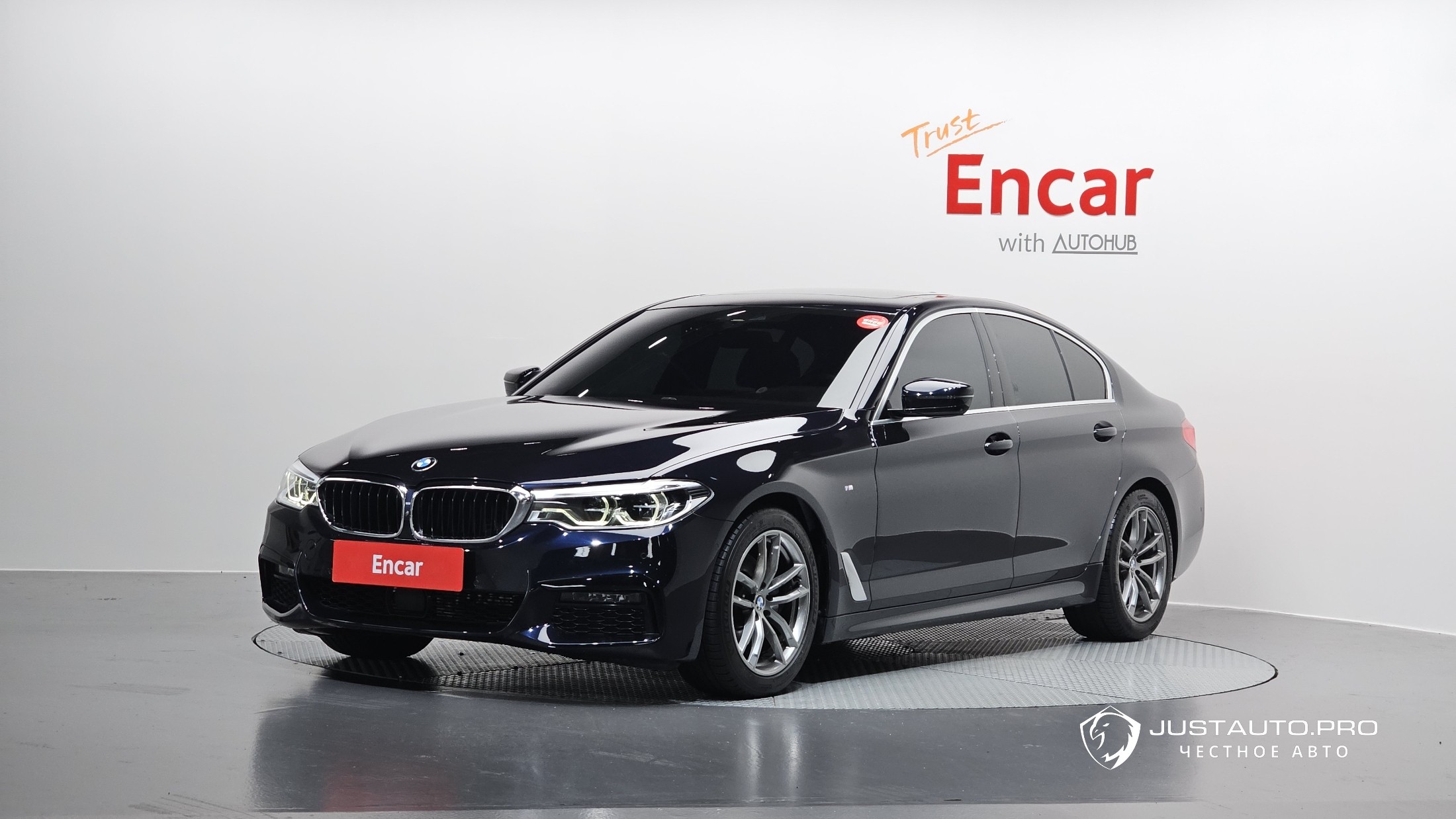 Автомобиль BMW 5-Series