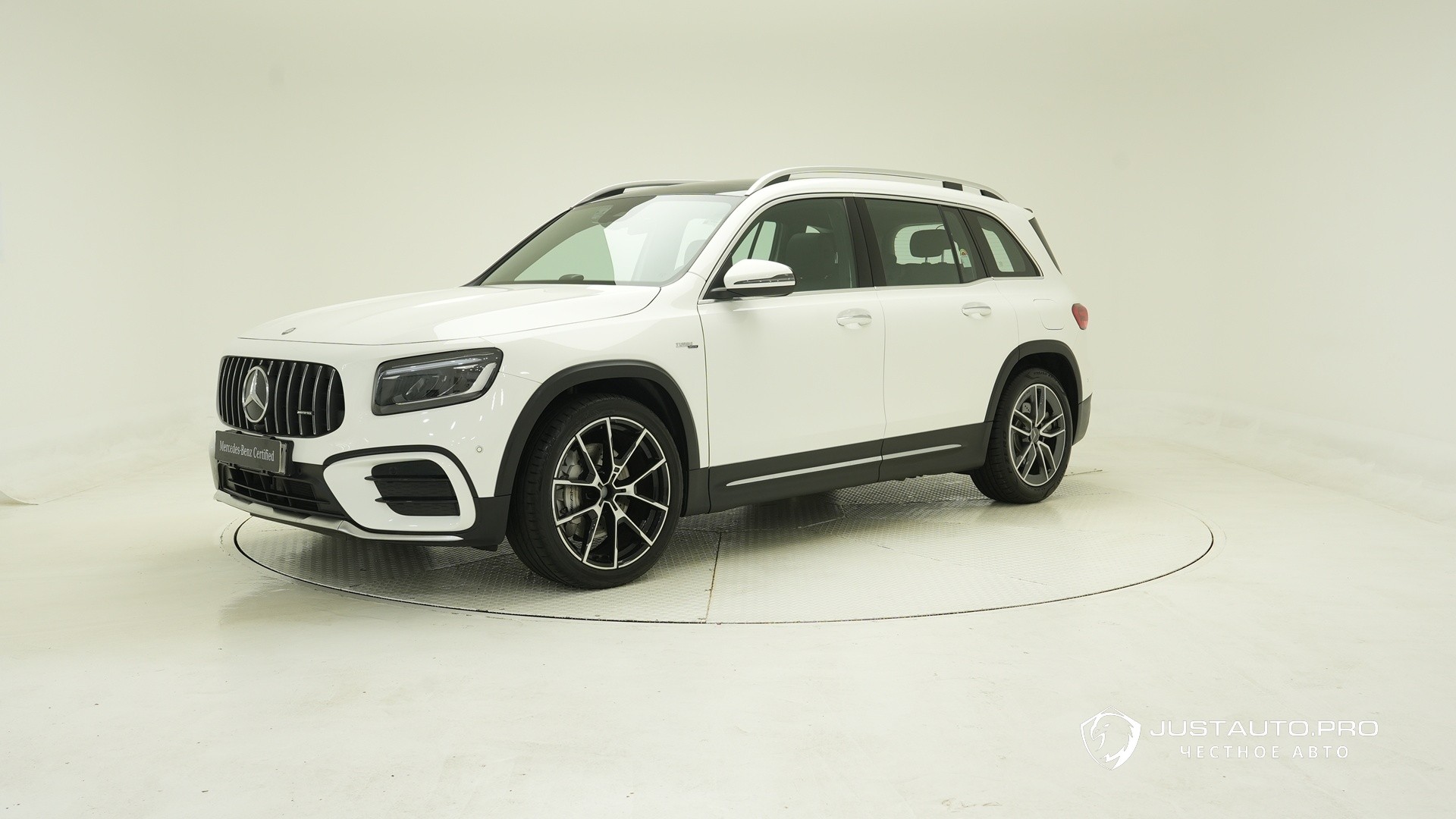 Автомобиль Mercedes-Benz GLB-Class
