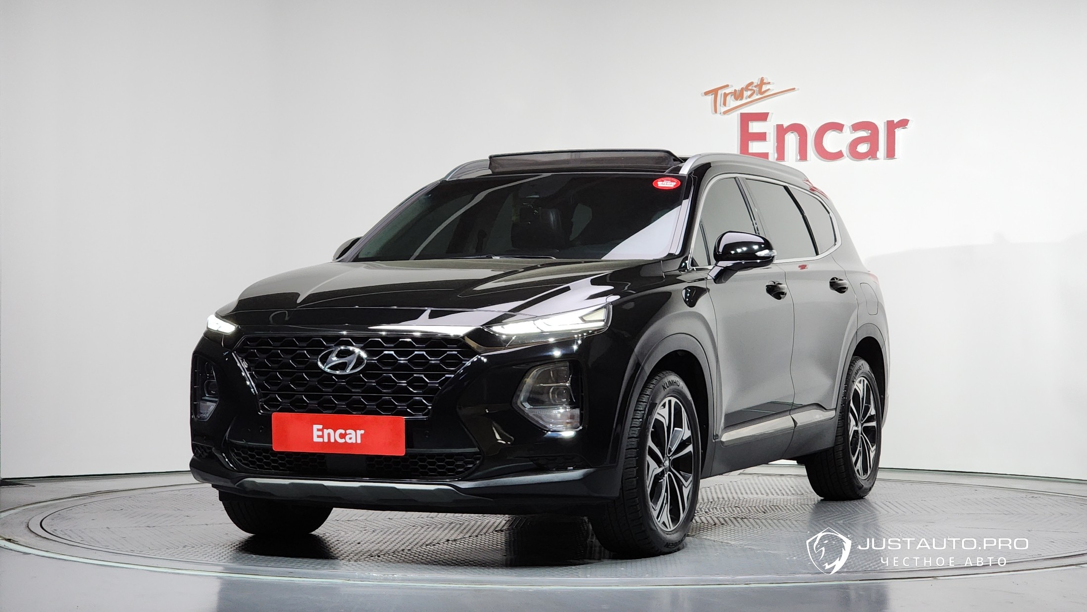 Автомобиль Hyundai Santafe