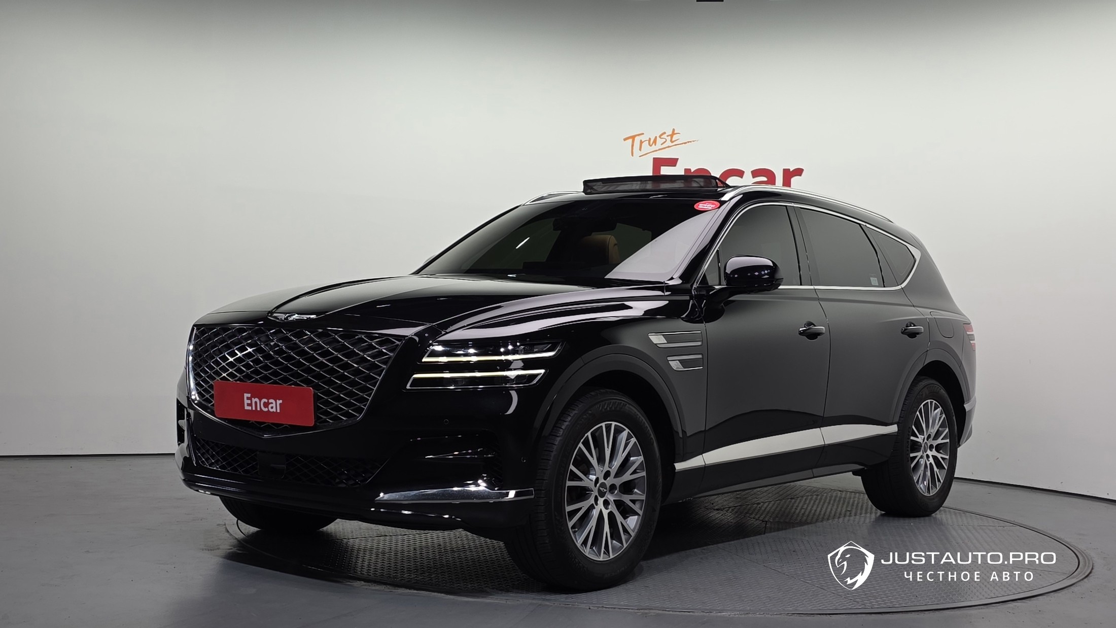 Автомобиль Genesis GV80