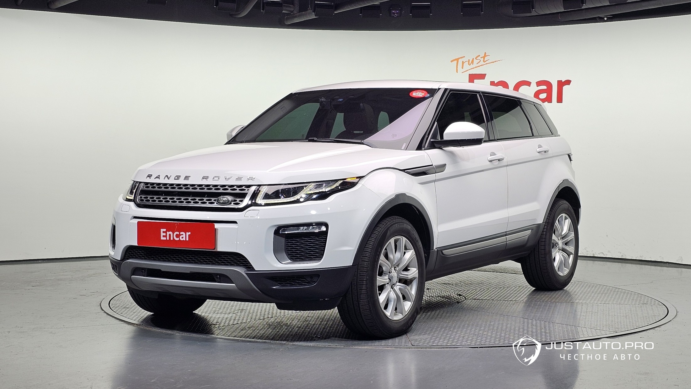 Автомобиль Land Rover Range Rover Evoque