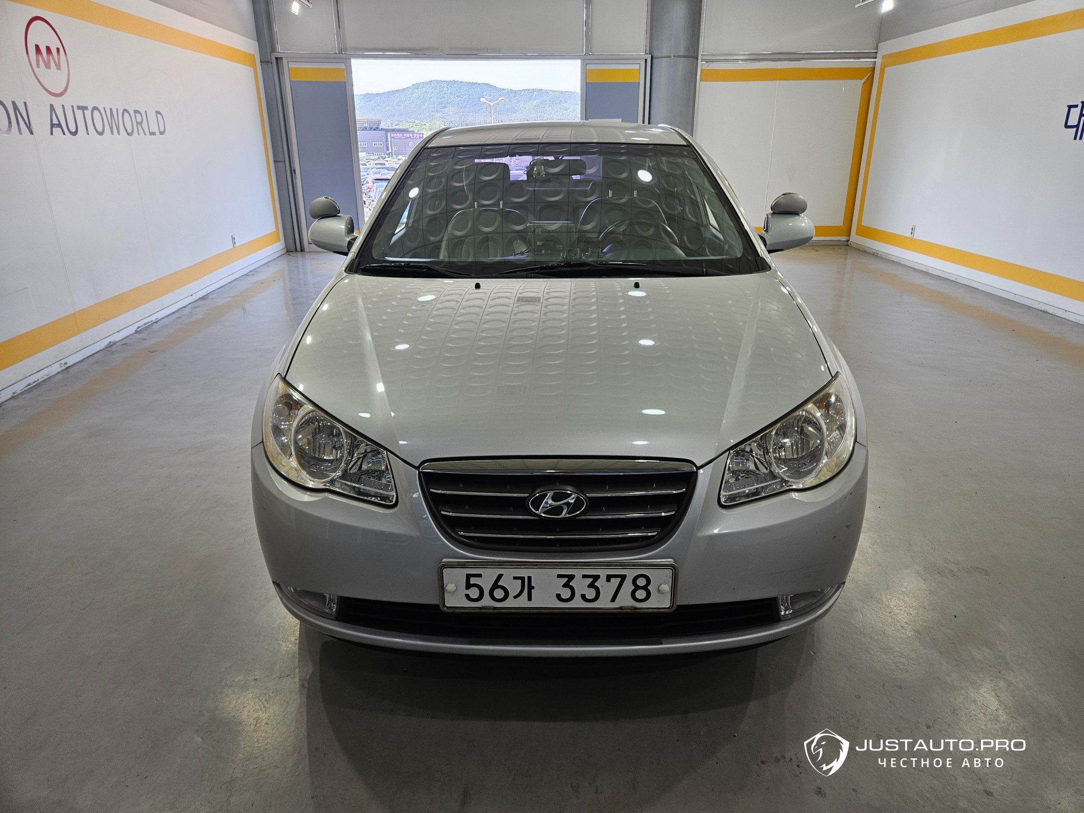 Автомобиль Hyundai AVANTE