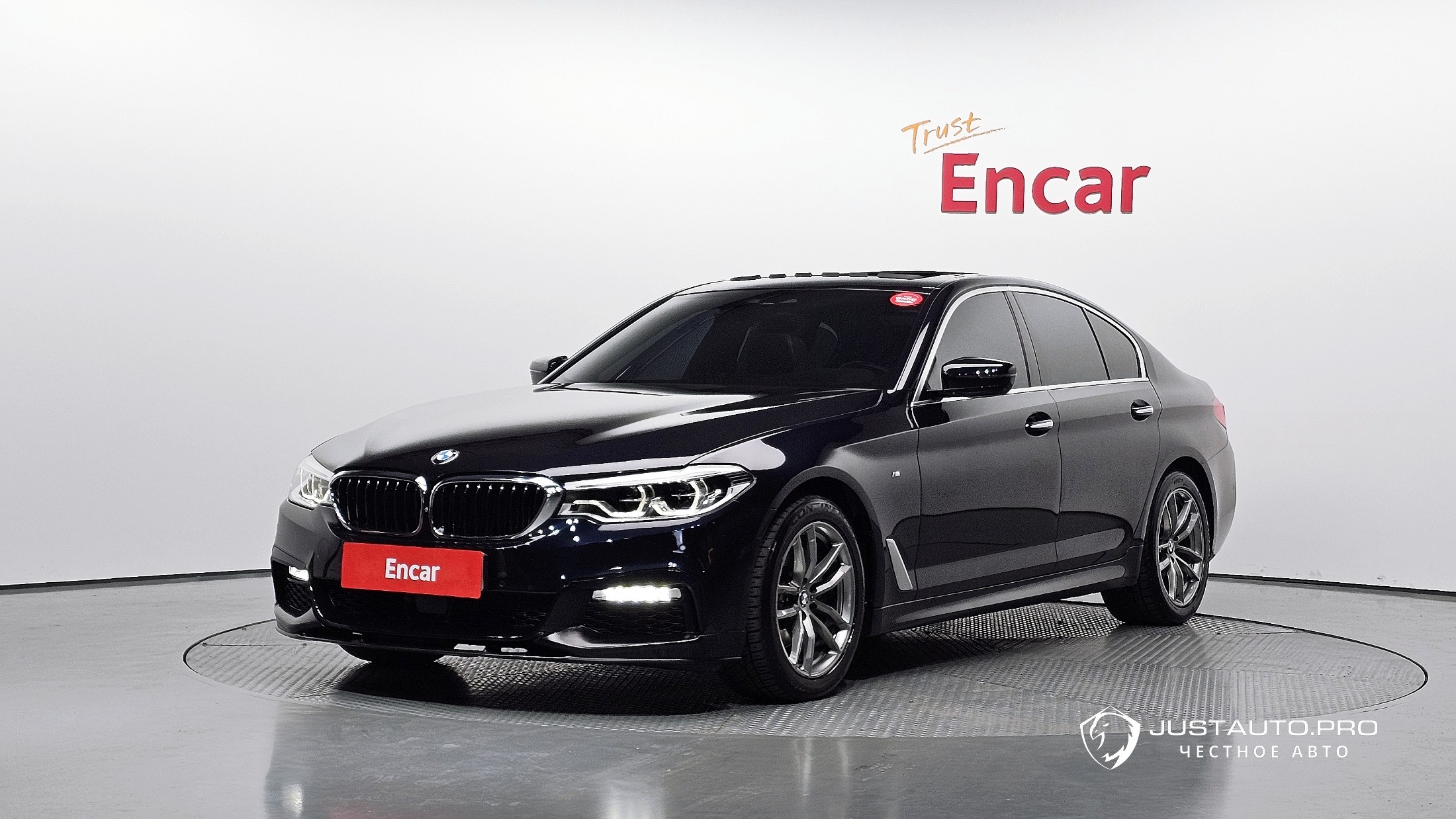 Автомобиль BMW 5-Series
