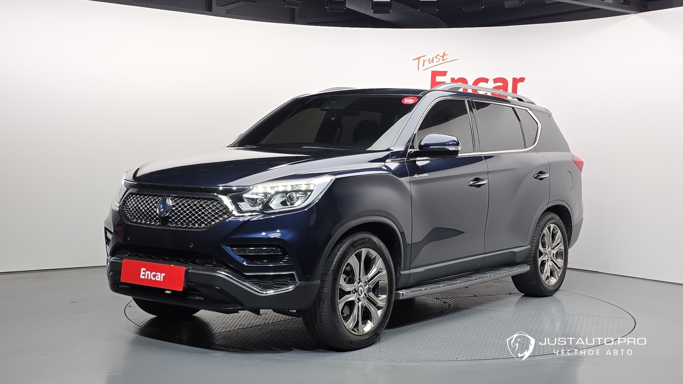 Автомобиль KG_Mobility_Ssangyong Rexton