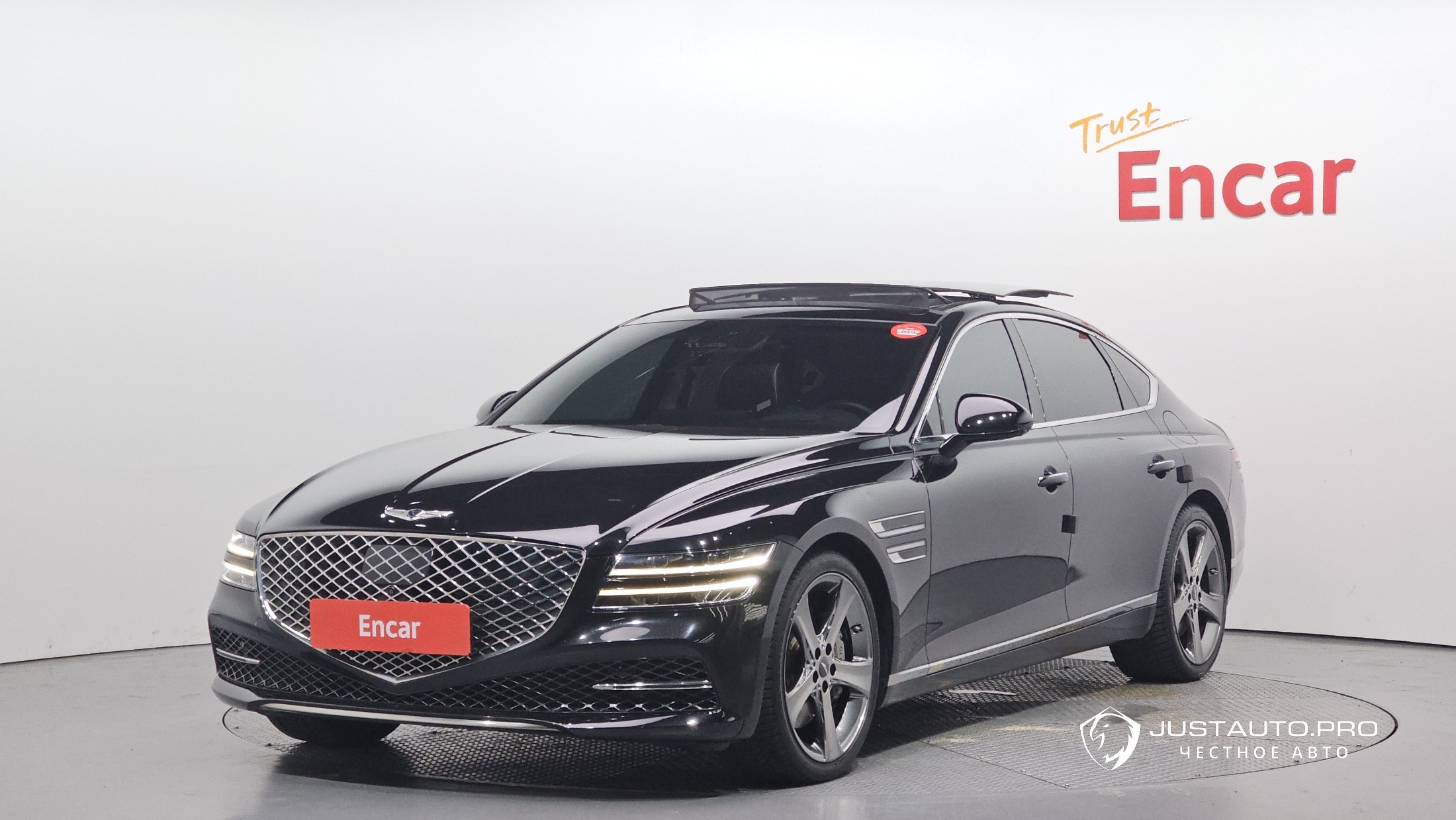 Автомобиль Genesis G80