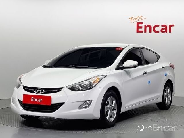 Автомобиль Hyundai AVANTE