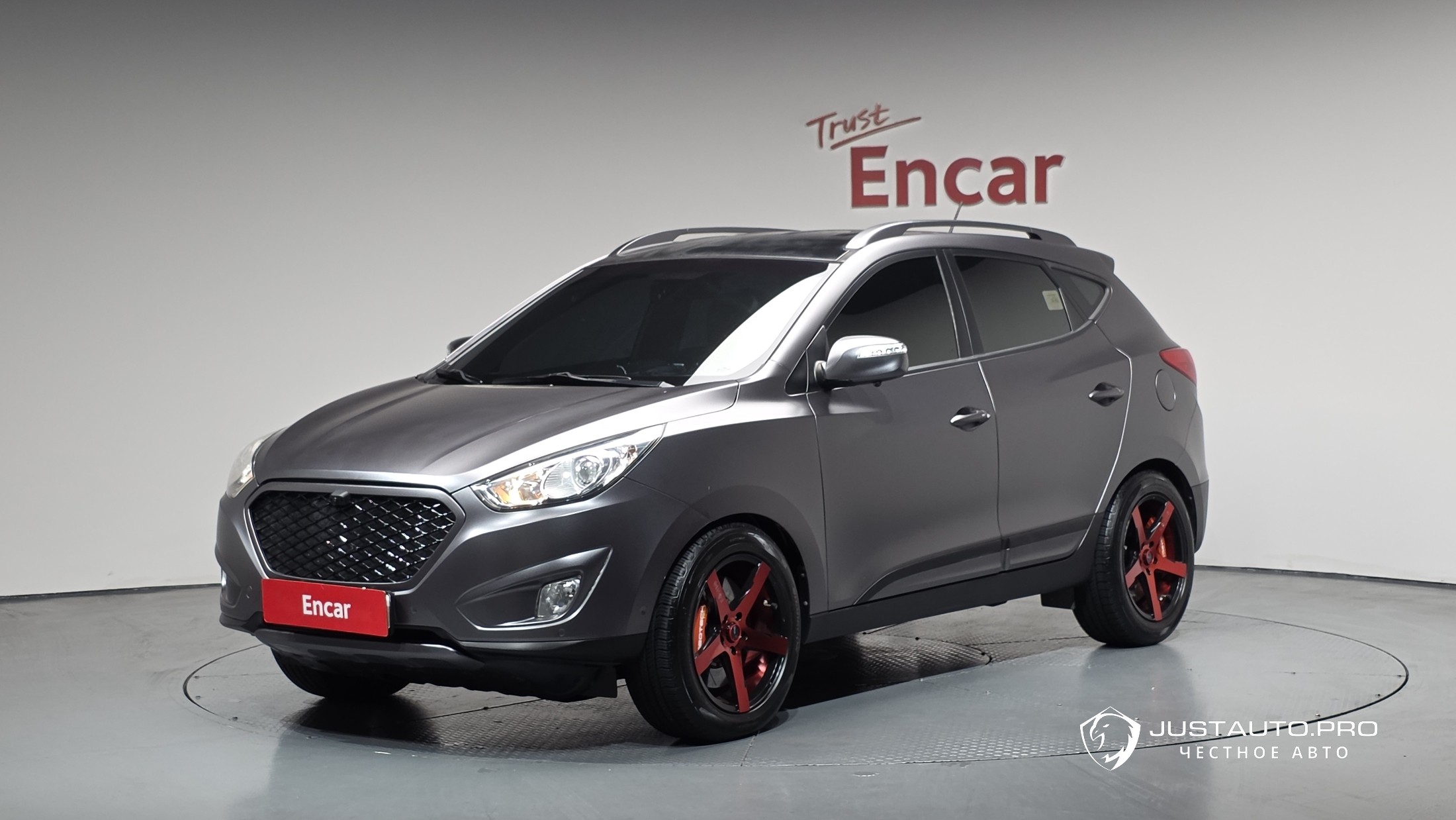 Автомобиль Hyundai Tucson