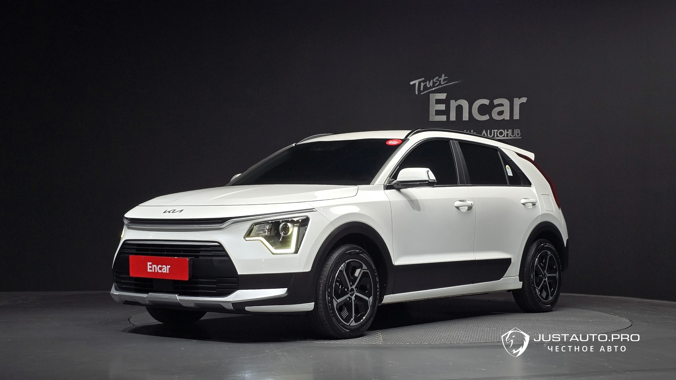 Автомобиль Kia Niro