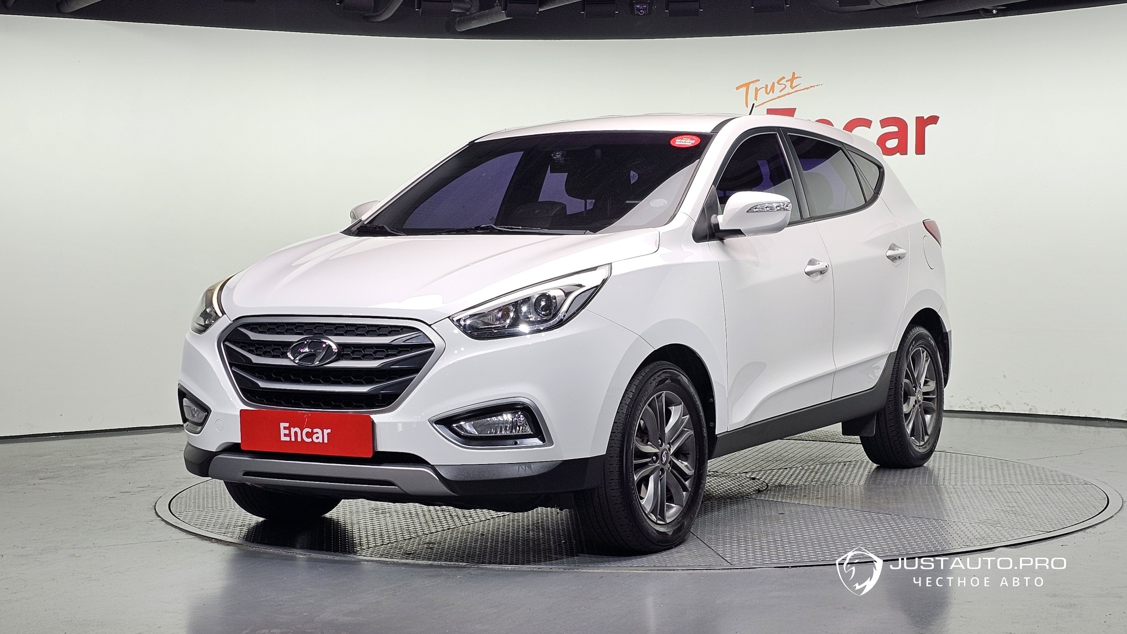 Автомобиль Hyundai Tucson