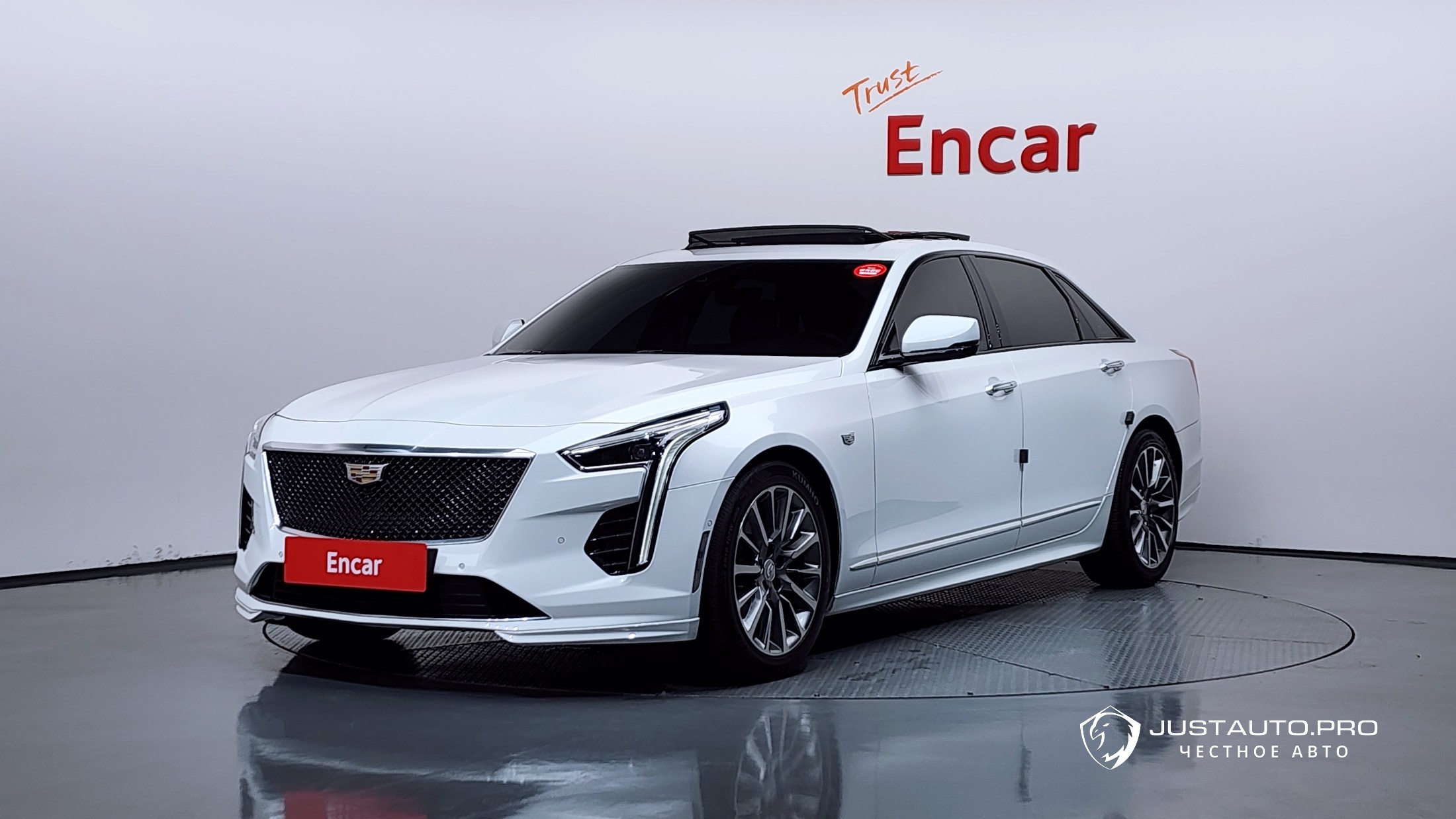 Автомобиль Cadillac CT6
