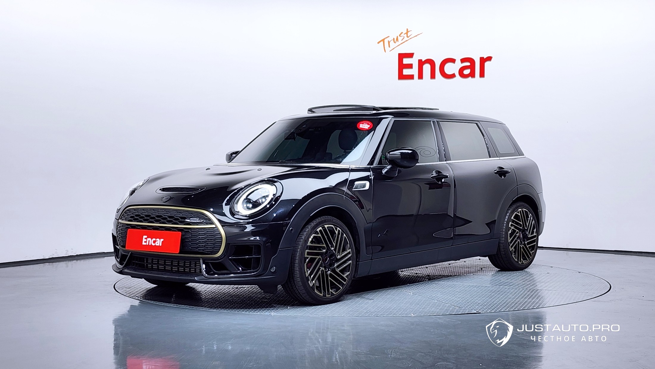 Автомобиль Mini Clubman