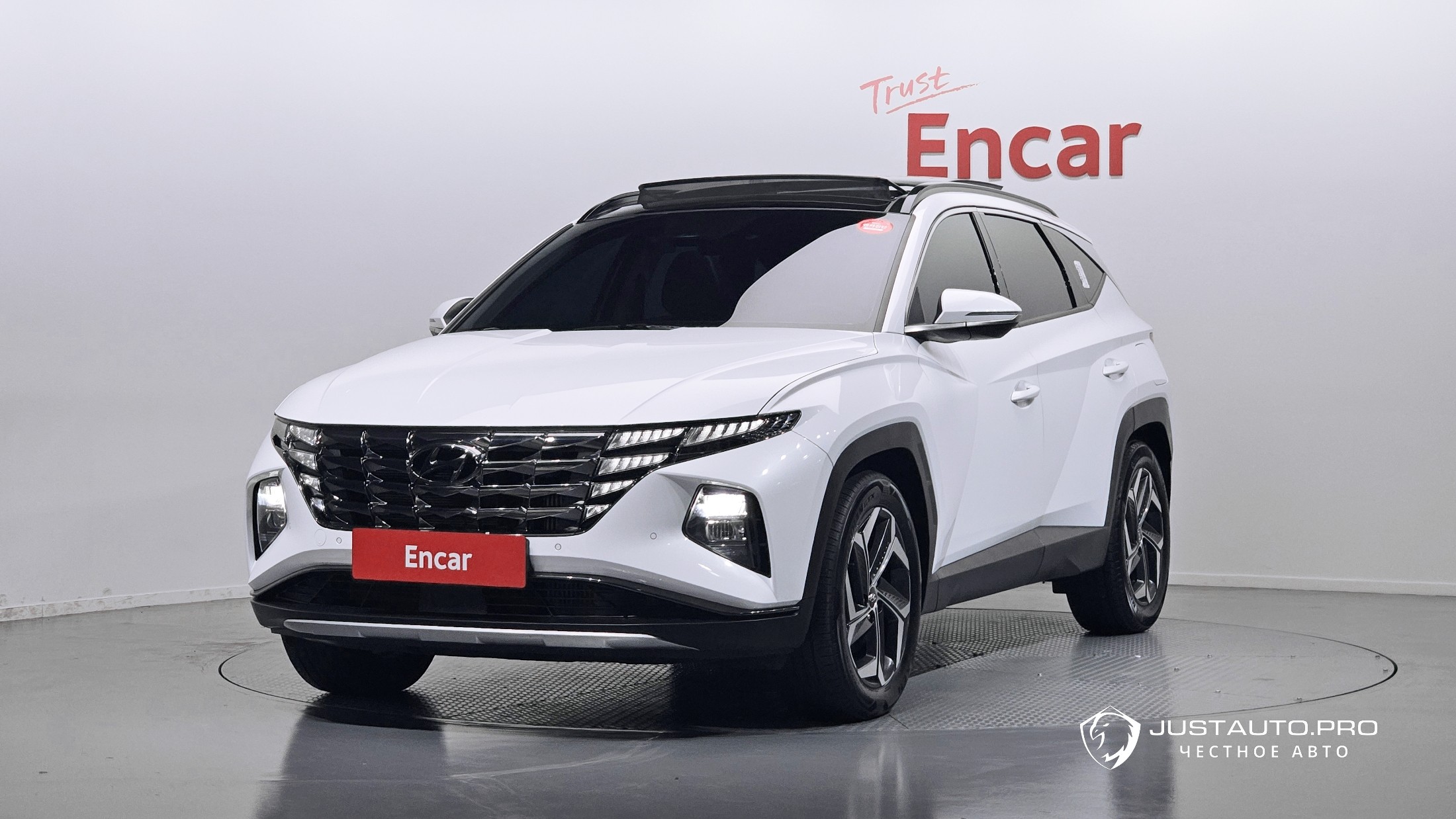 Автомобиль Hyundai Tucson