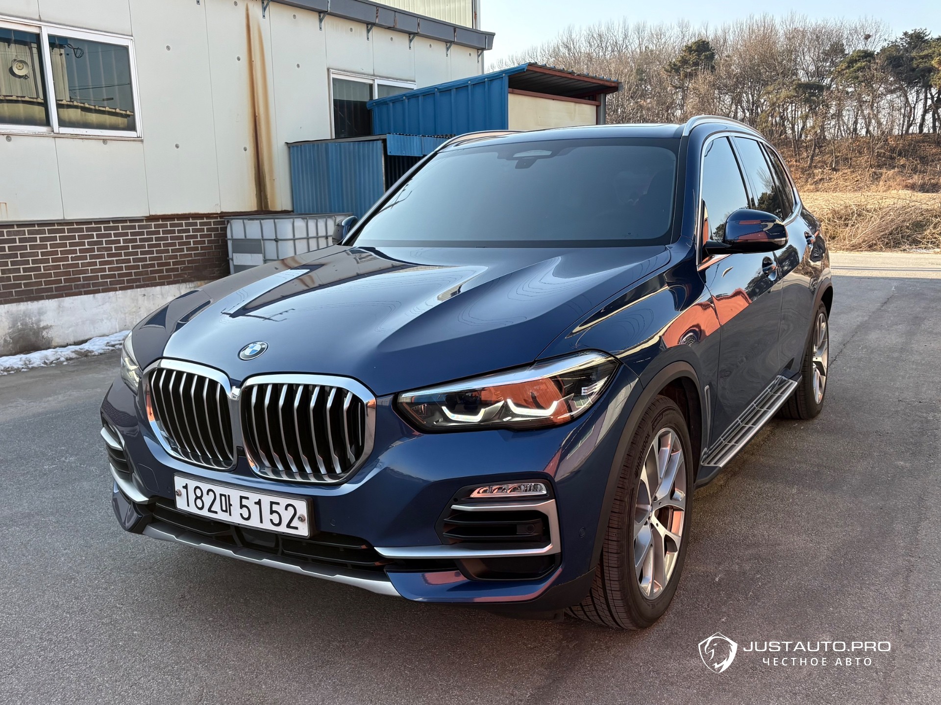 Автомобиль BMW X5