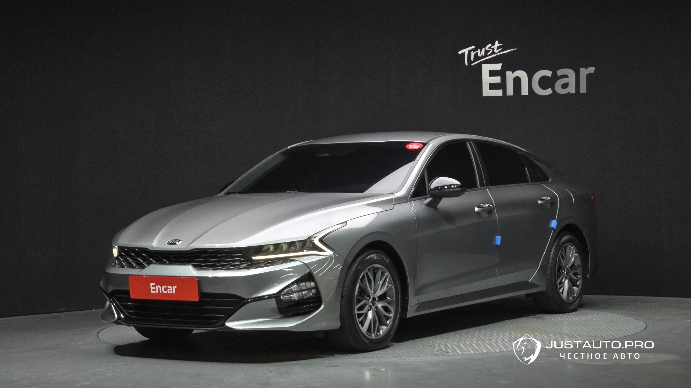 Автомобиль Kia K5