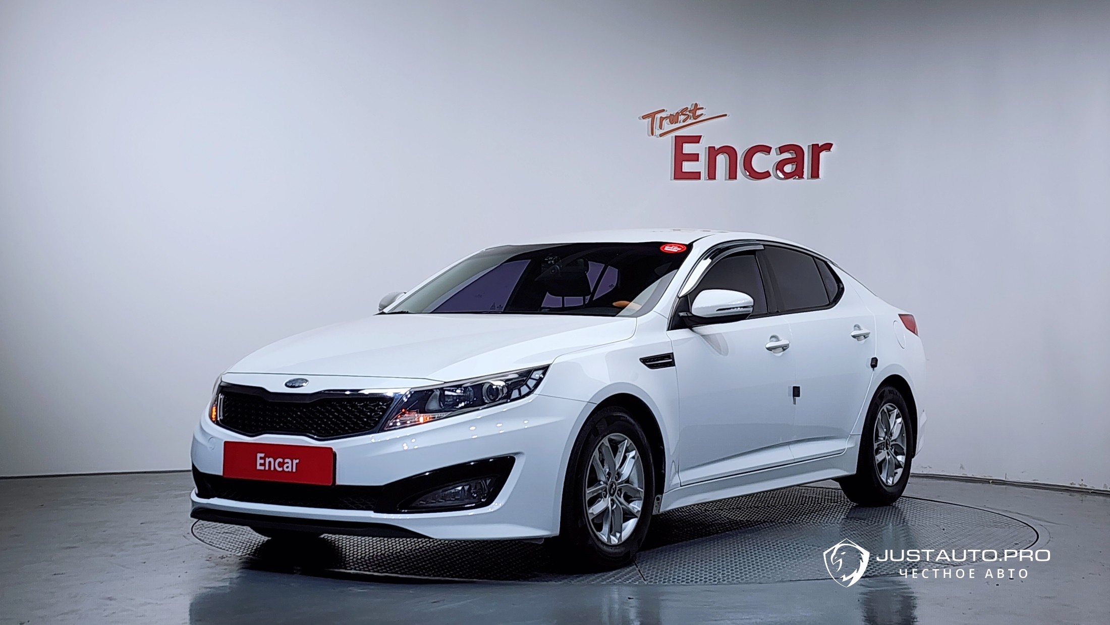 Автомобиль Kia K5