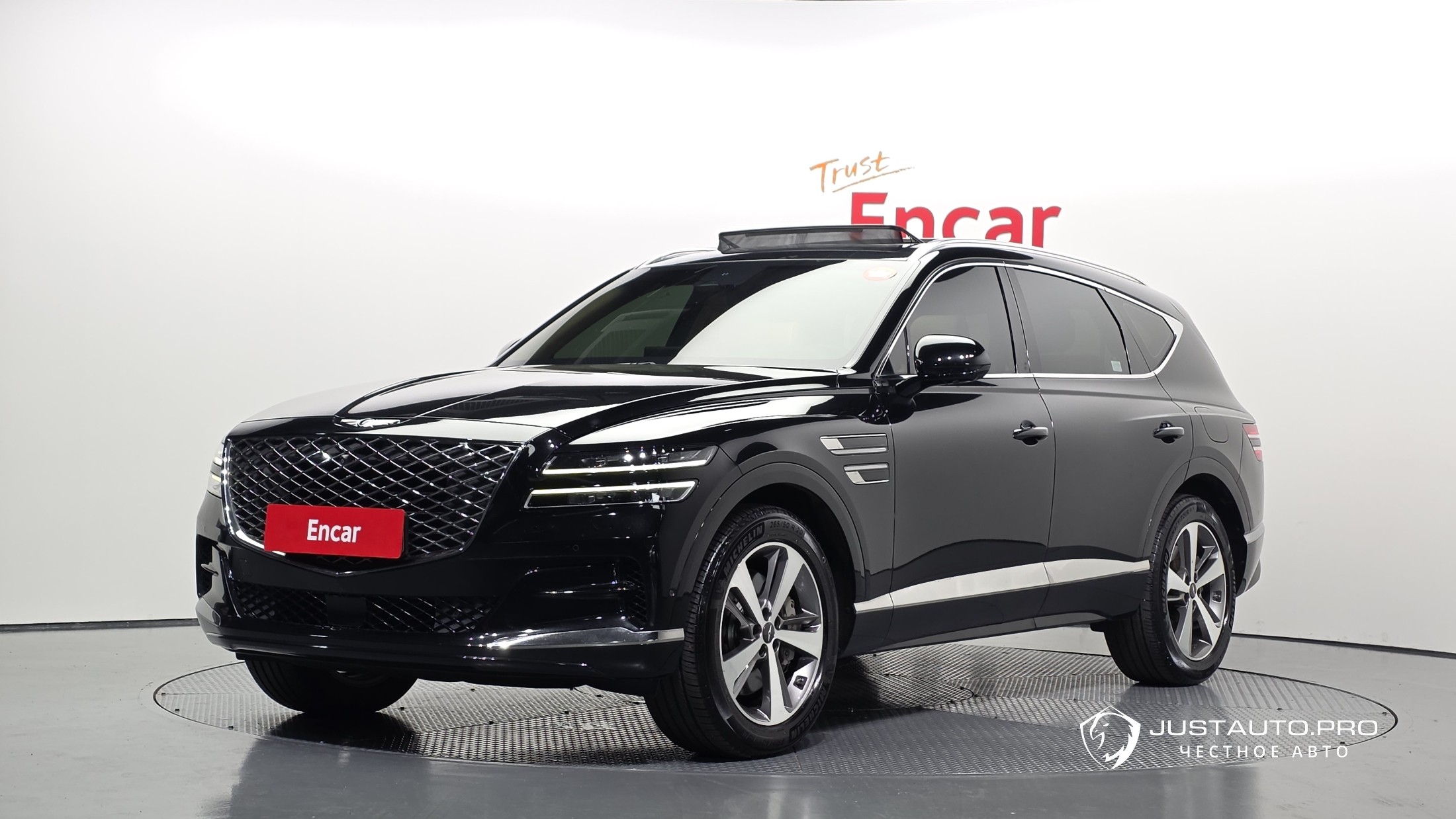 Автомобиль Genesis GV80