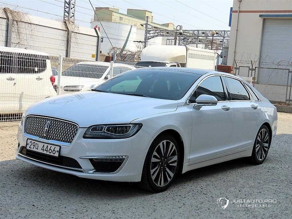 Автомобиль Lincoln MKZ