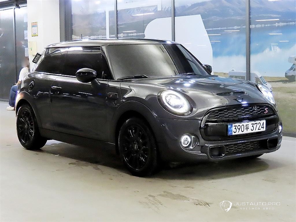 Автомобиль Mini Cooper