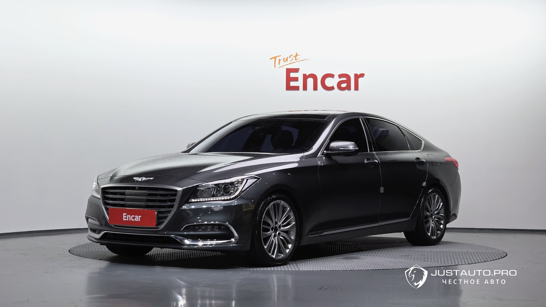 Автомобиль Genesis G80