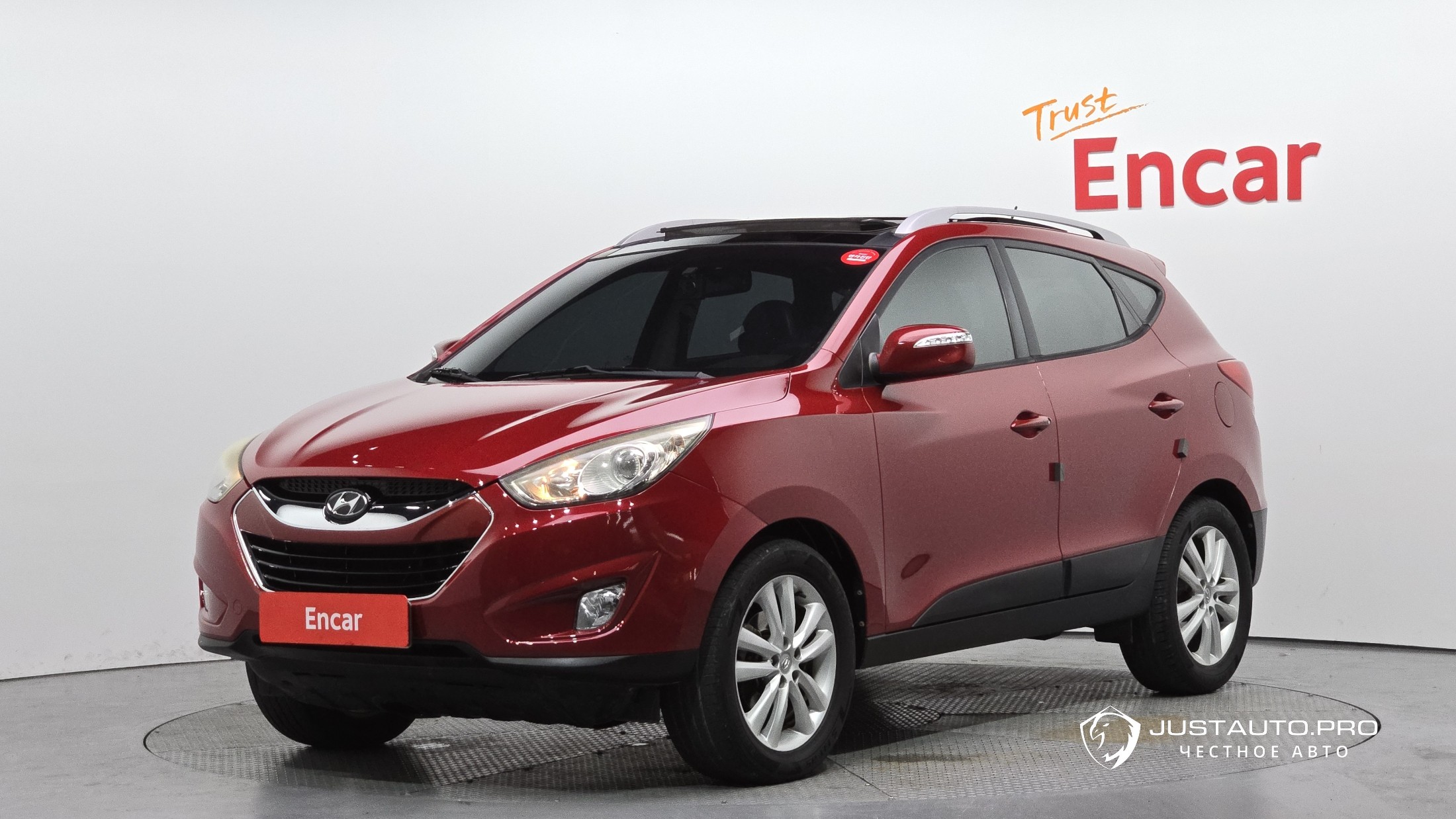Автомобиль Hyundai Tucson