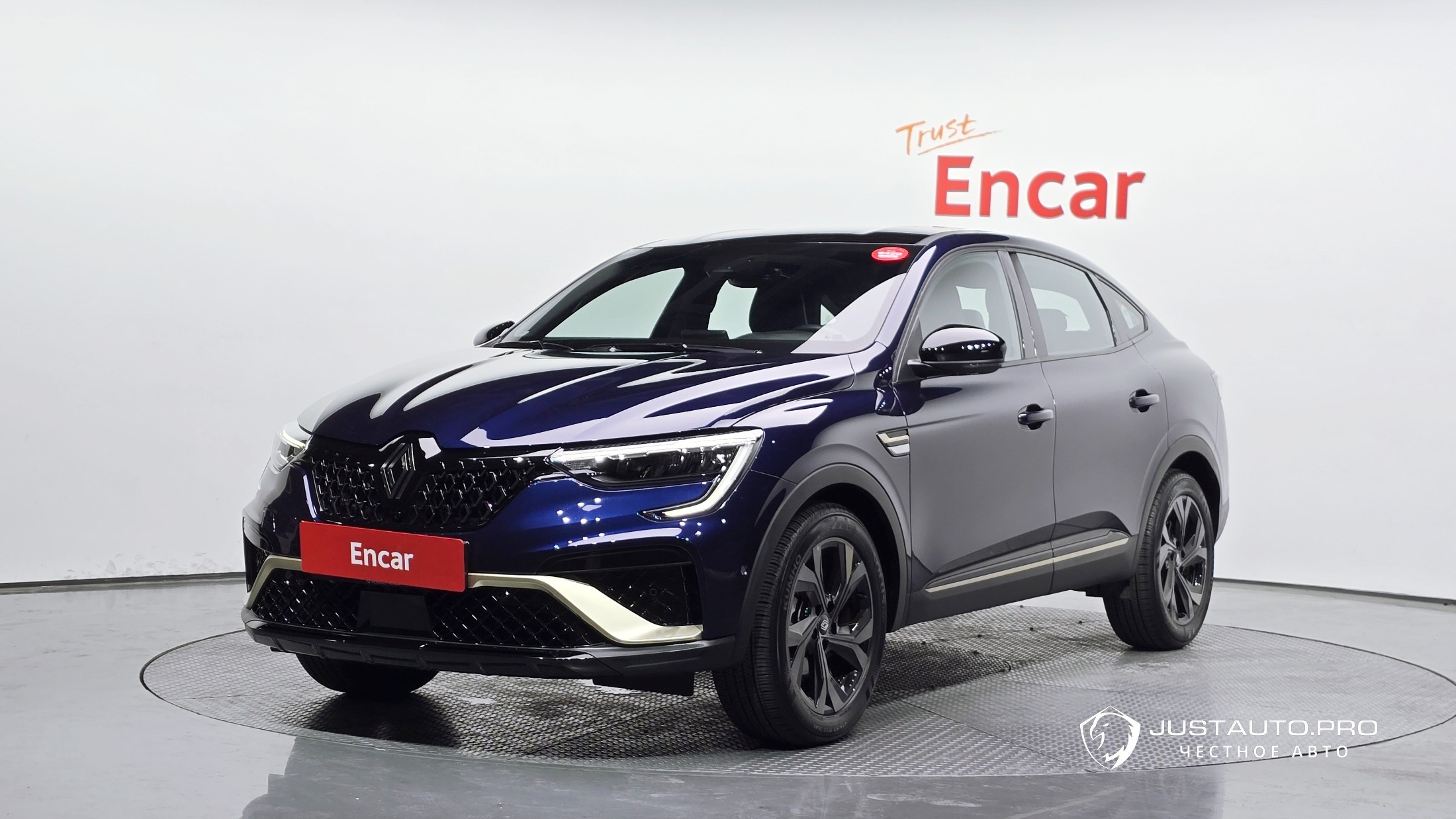 Автомобиль Renault-KoreaSamsung Arkana